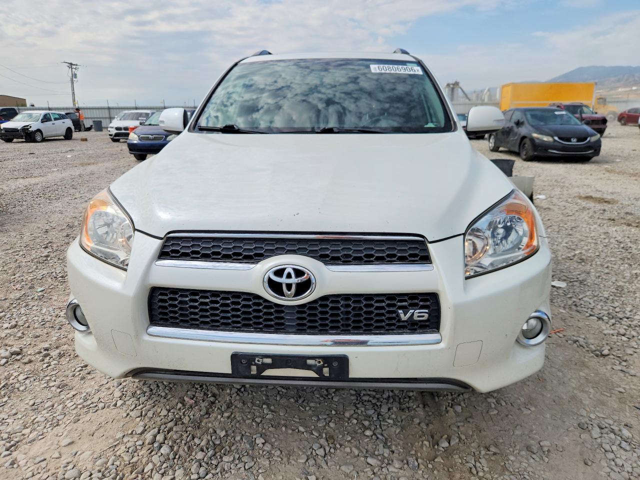 2010 Toyota Rav4 Limited White vin: JTMYK4DV1AD004398