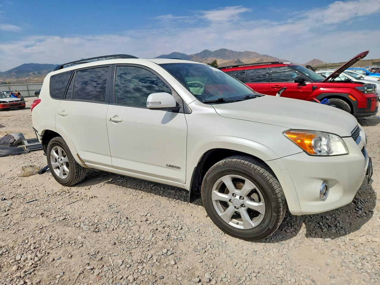 2010 Toyota Rav4 Limited White vin: JTMYK4DV1AD004398