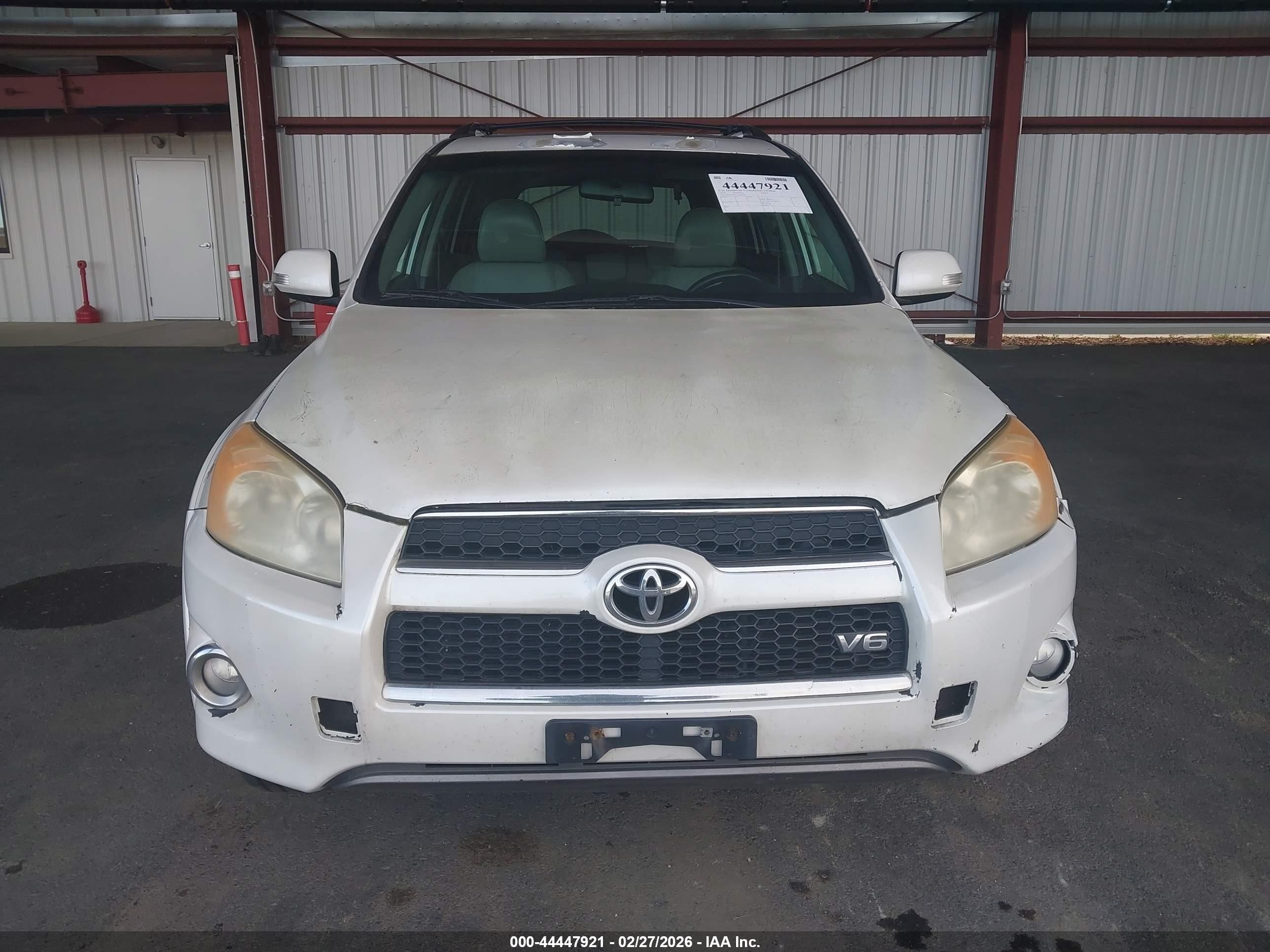 2010 Toyota Rav4 Limited V6 White vin: JTMYK4DVXA5026765