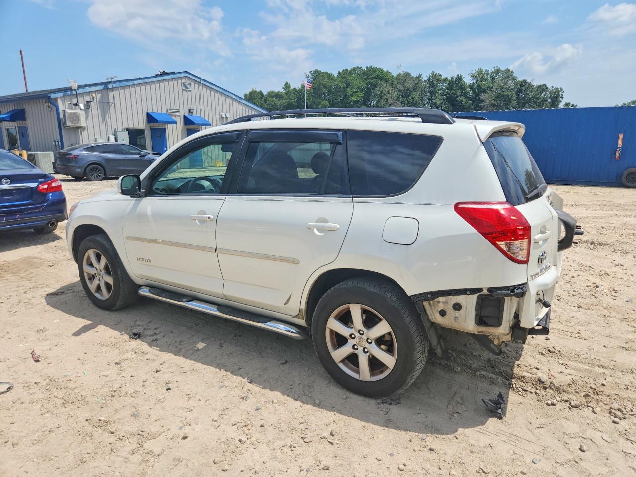 2007 Toyota Rav4 Limited White vin: JTMZD31V075076113