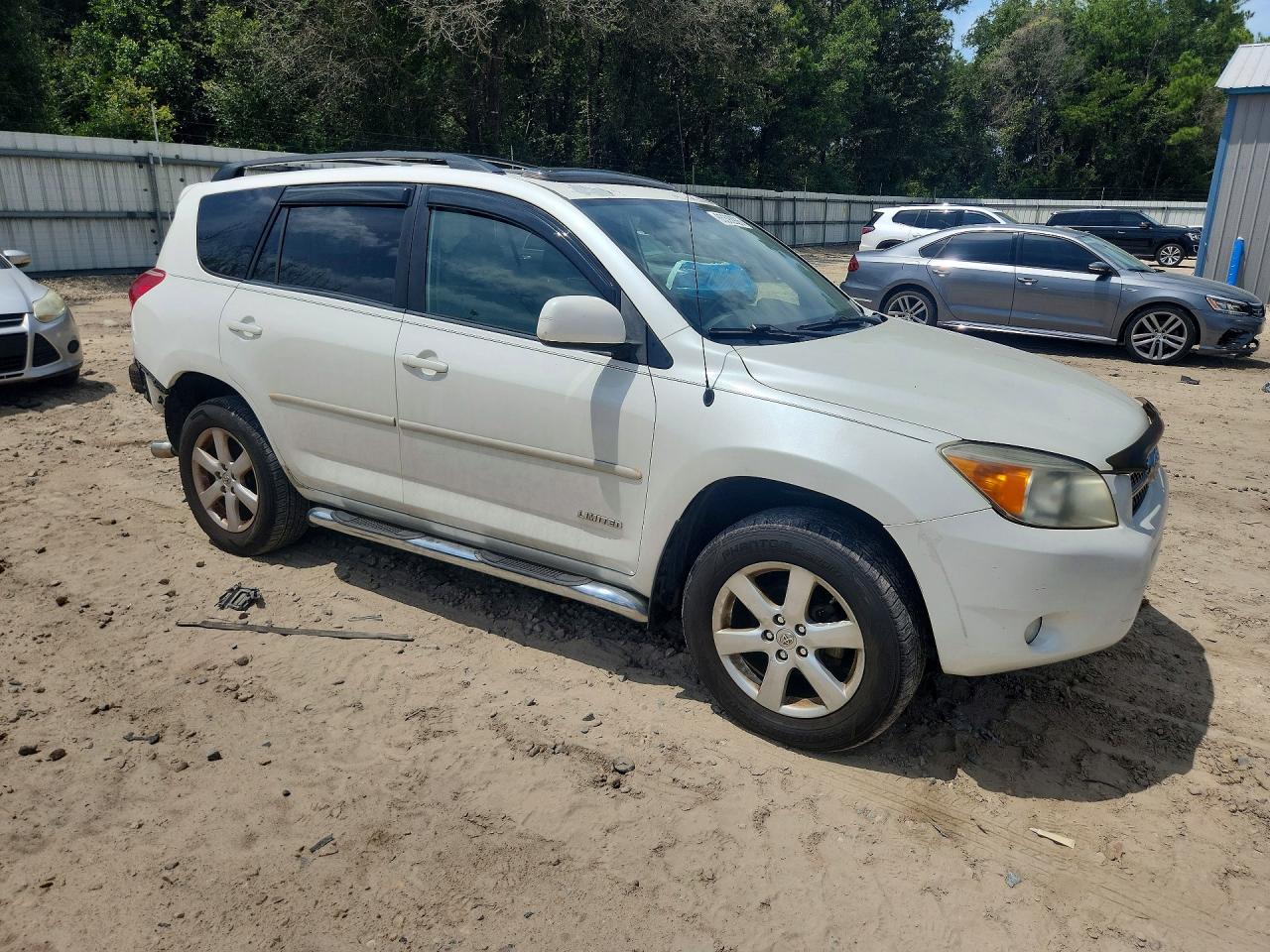 2007 Toyota Rav4 Limited White vin: JTMZD31V075076113