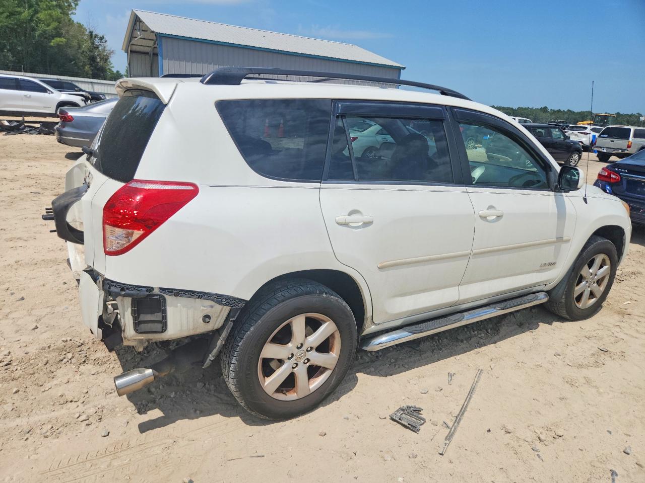 2007 Toyota Rav4 Limited White vin: JTMZD31V075076113