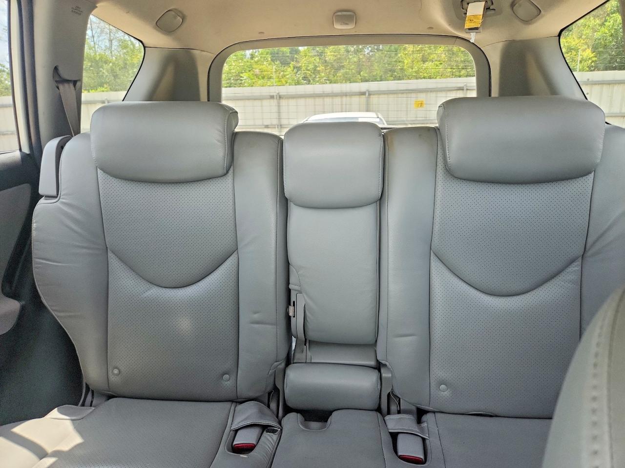 2007 Toyota Rav4 Limited White vin: JTMZD31V075076113