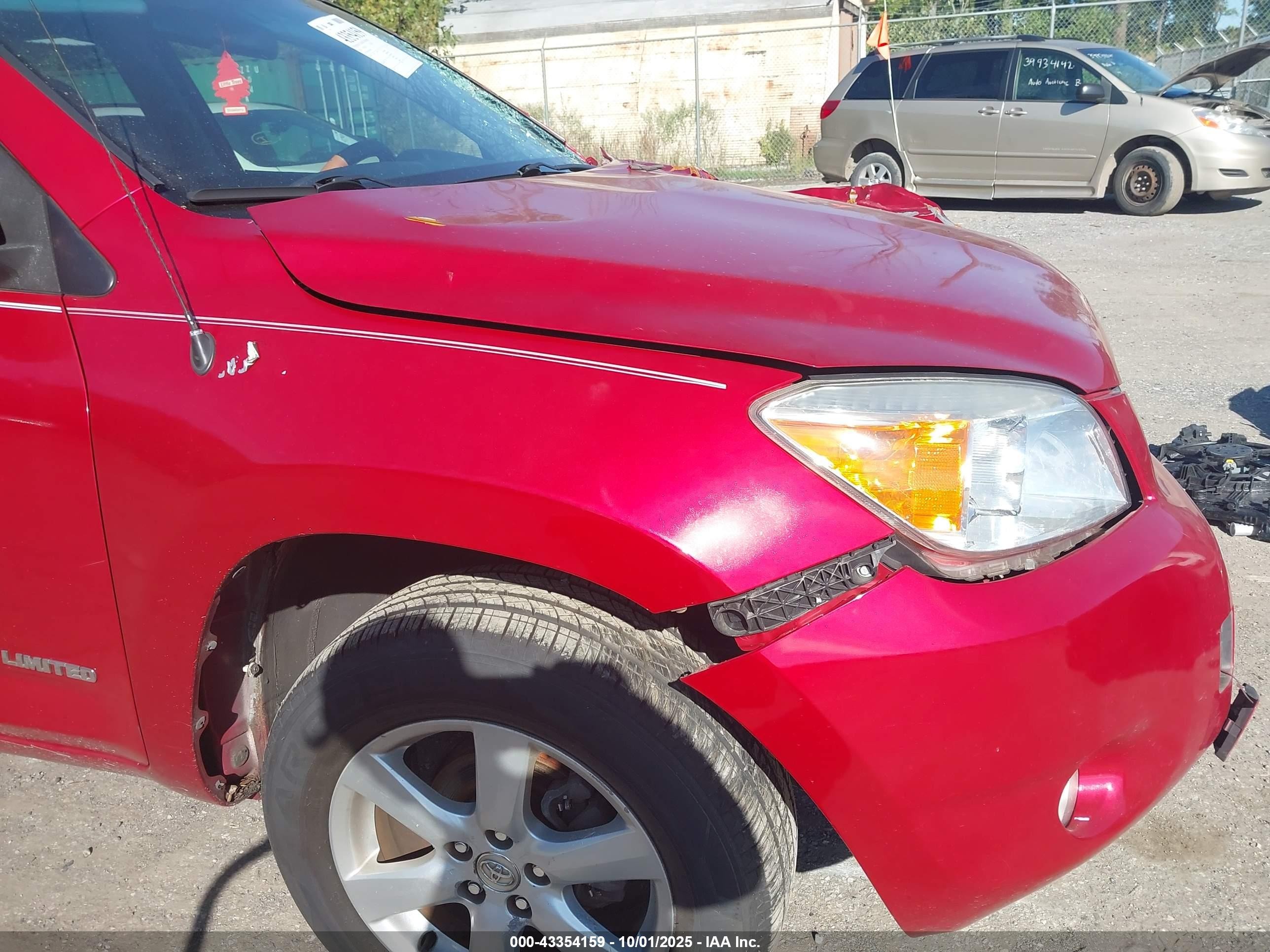 2007 Toyota Rav4 Limited Red vin: JTMZD31V076050007