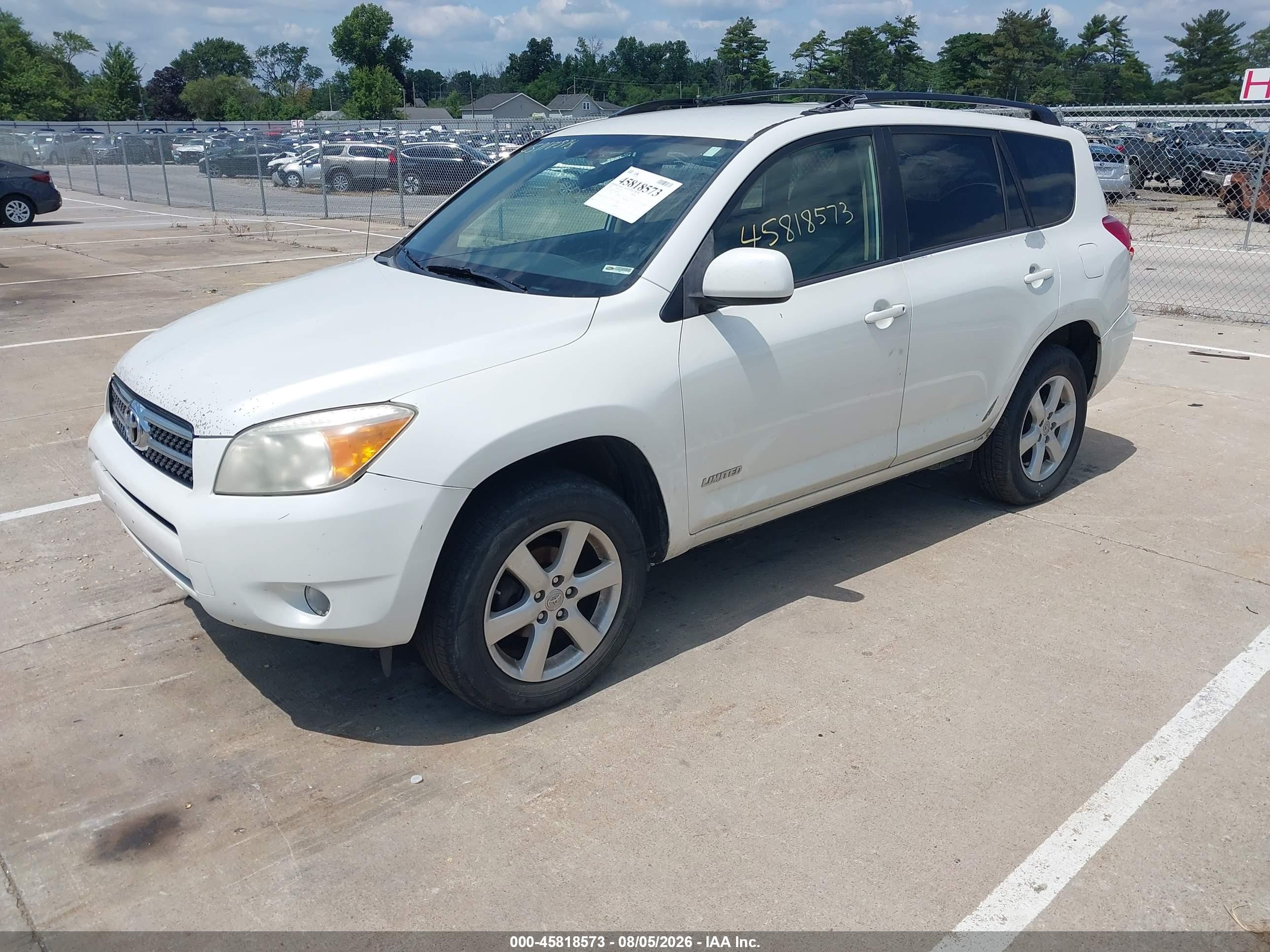 2007 Toyota Rav4 Limited White vin: JTMZD31V275036907