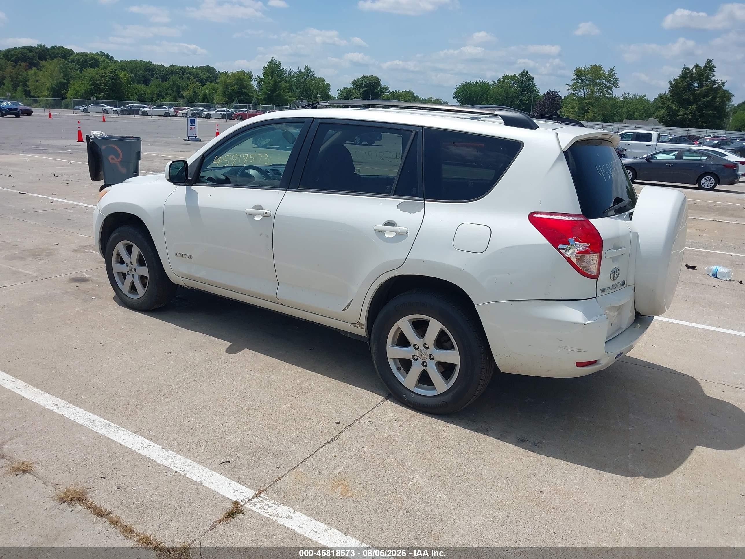 2007 Toyota Rav4 Limited White vin: JTMZD31V275036907