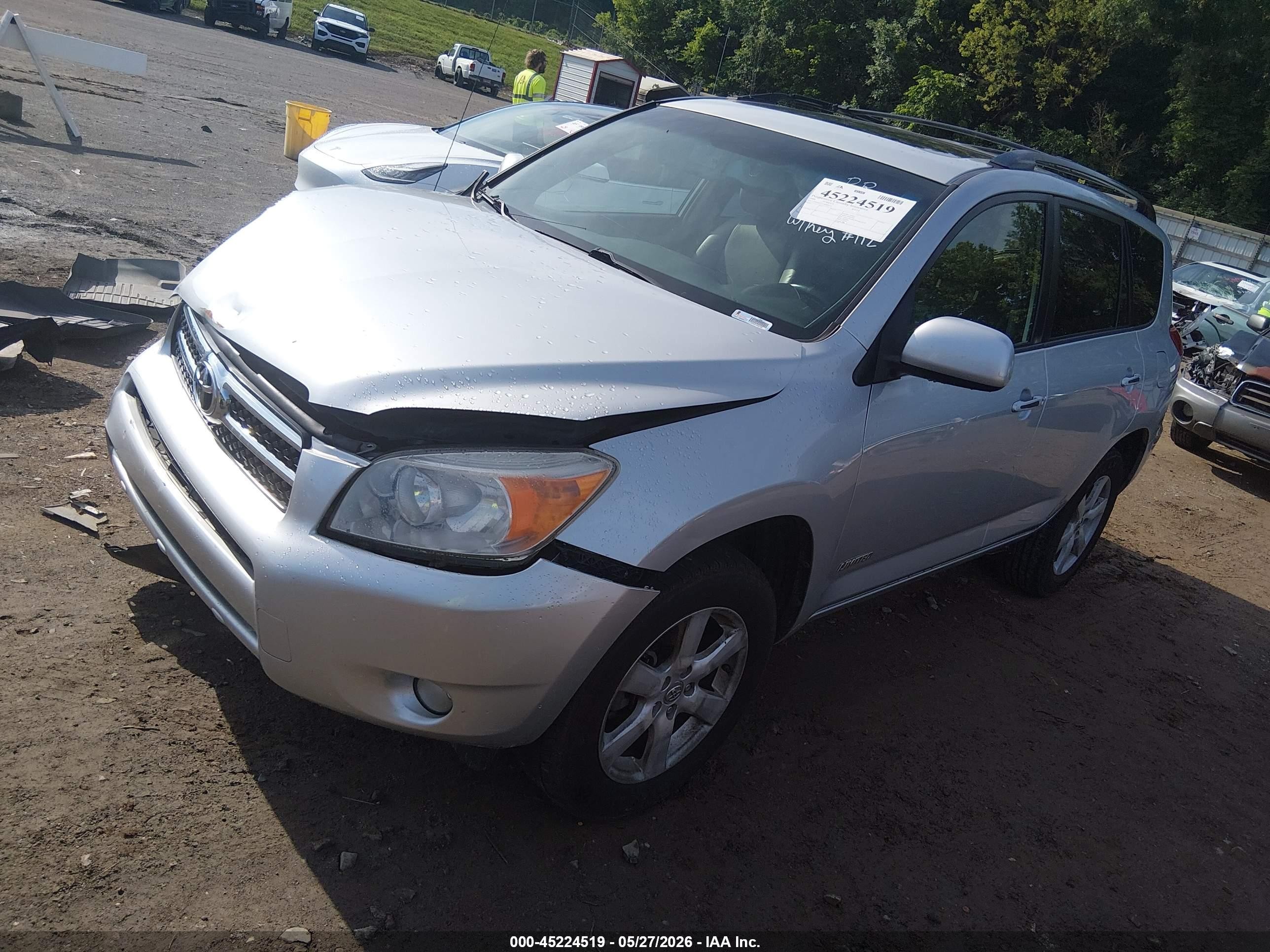 2008 Toyota Rav4 Limited Silver vin: JTMZD31V285092122