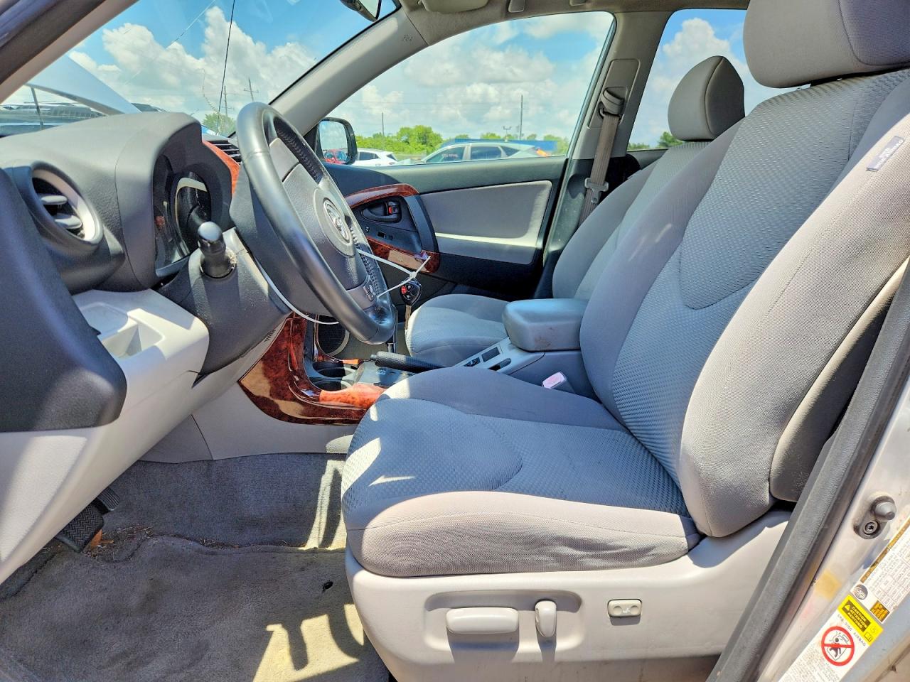 2008 Toyota Rav4 Серебряный vin: JTMZD31V285105273