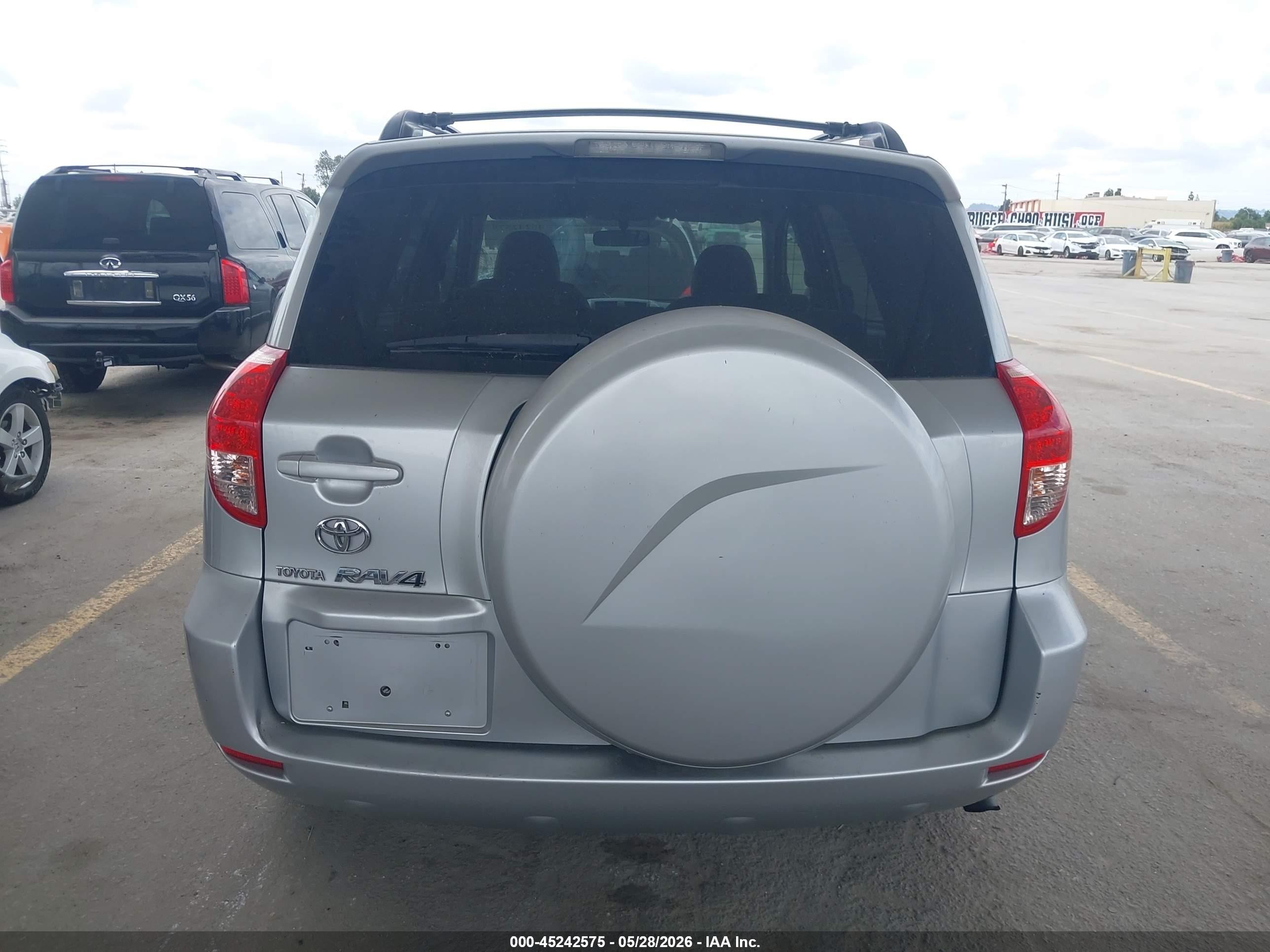 2007 Toyota Rav4 Limited Silver vin: JTMZD31V375046071