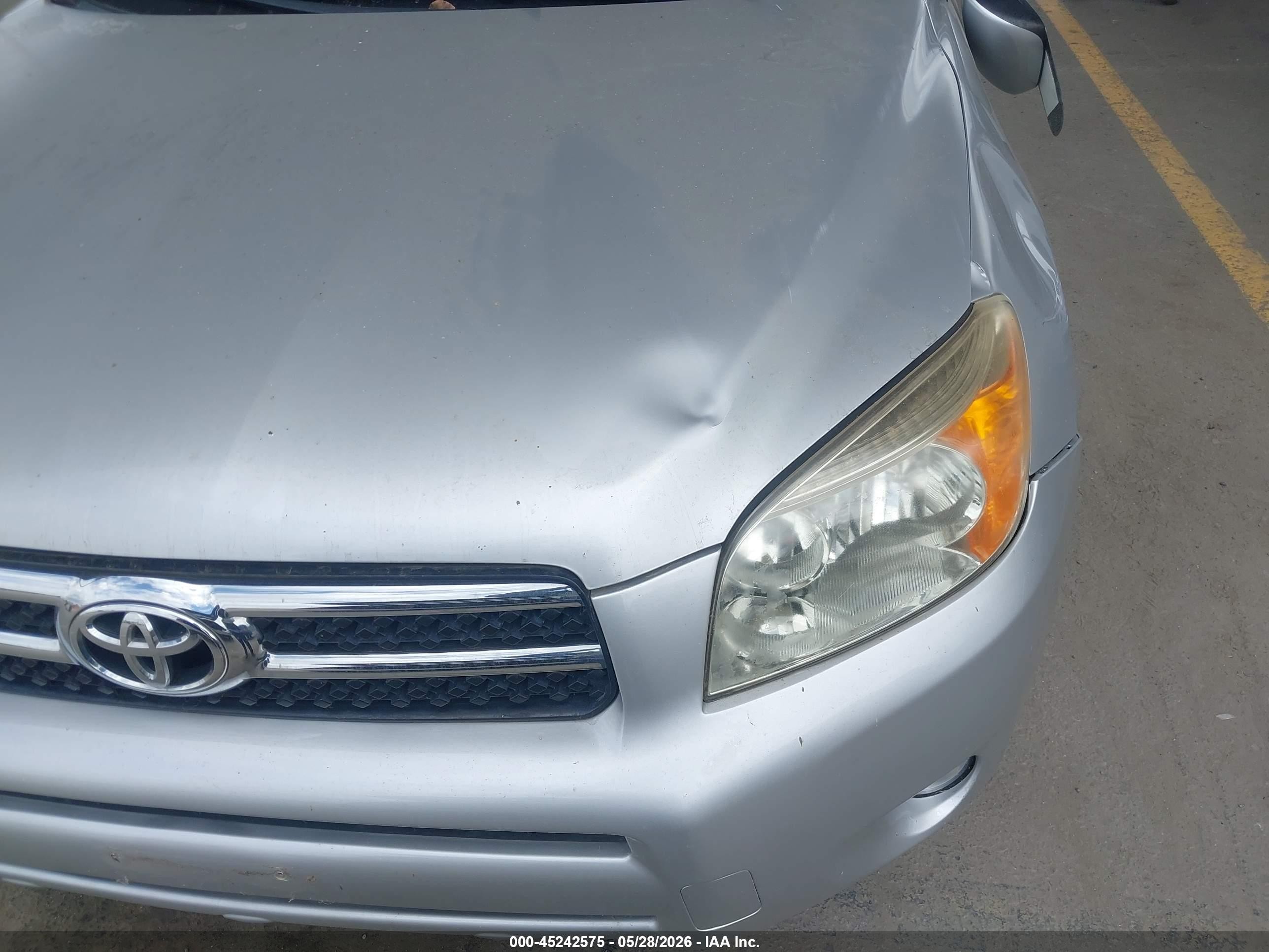 2007 Toyota Rav4 Limited Silver vin: JTMZD31V375046071