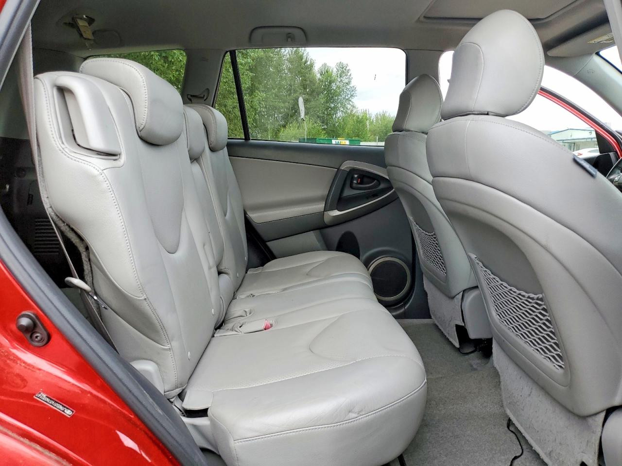 2007 Toyota Rav4 Limited Red vin: JTMZD31V376032147