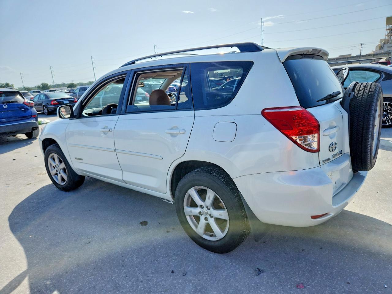 2008 Toyota Rav4 Limited White vin: JTMZD31V385104262