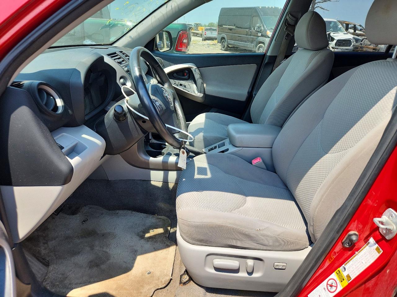 2006 Toyota Rav4 Limited Red vin: JTMZD31V666020640