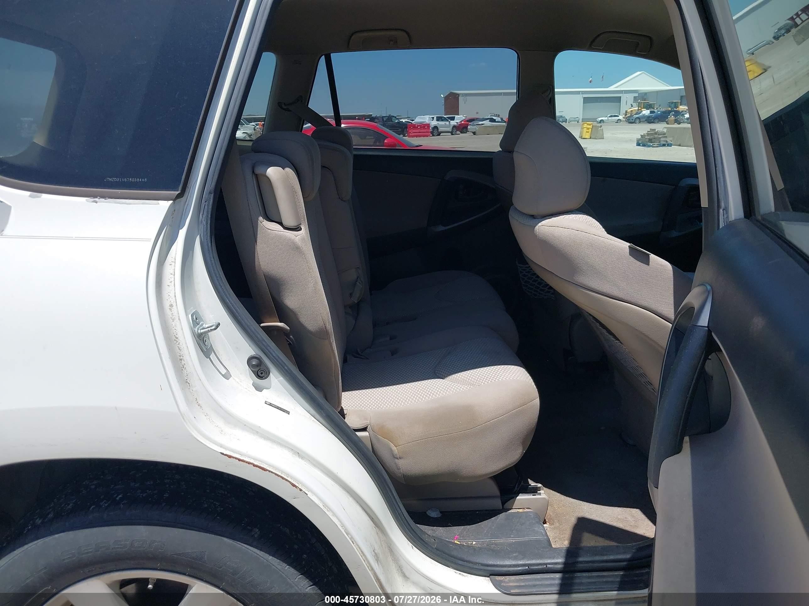 2007 Toyota Rav4 Limited White vin: JTMZD31V675038448