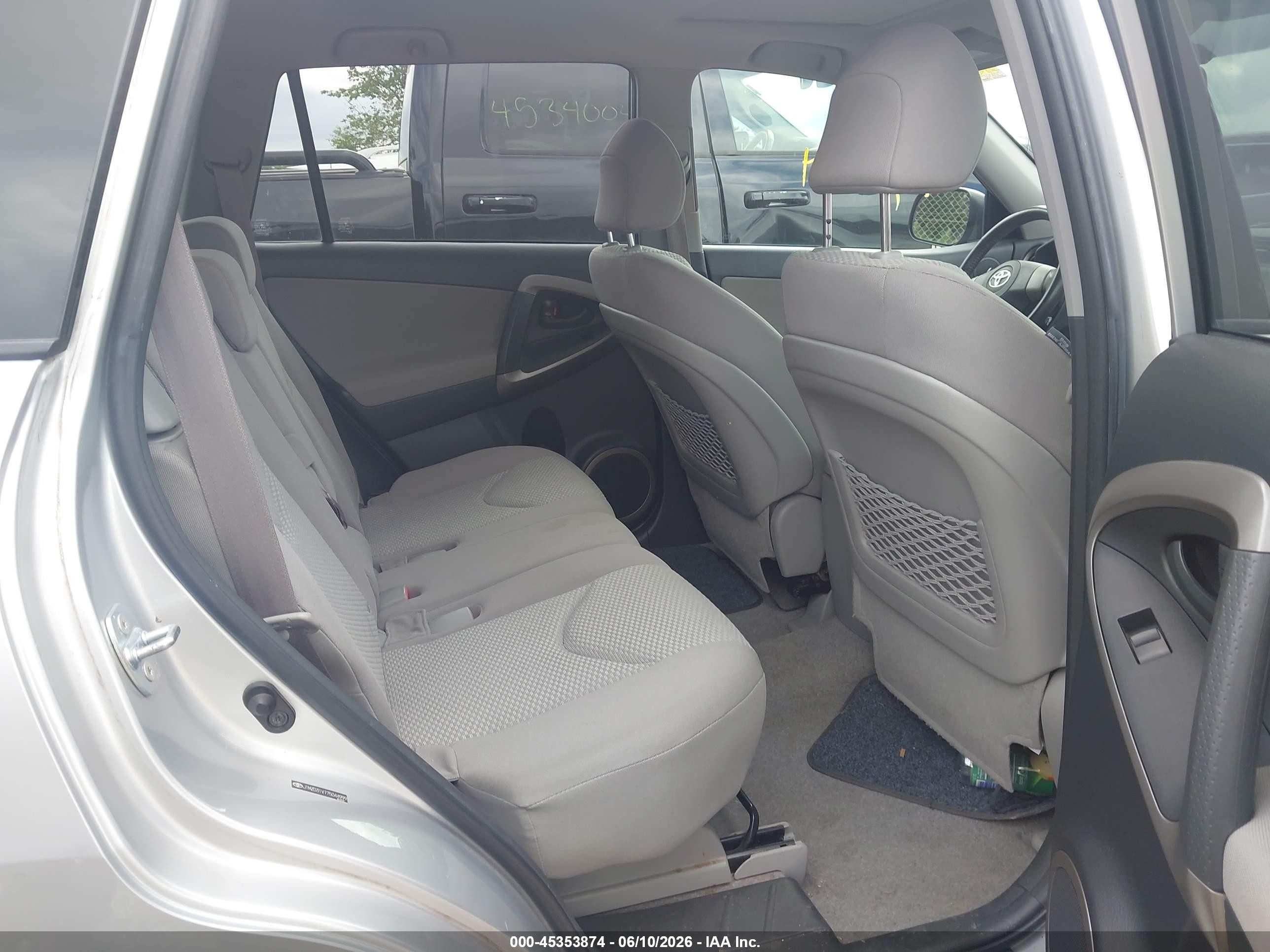 2007 Toyota Rav4 Limited Silver vin: JTMZD31V775044999