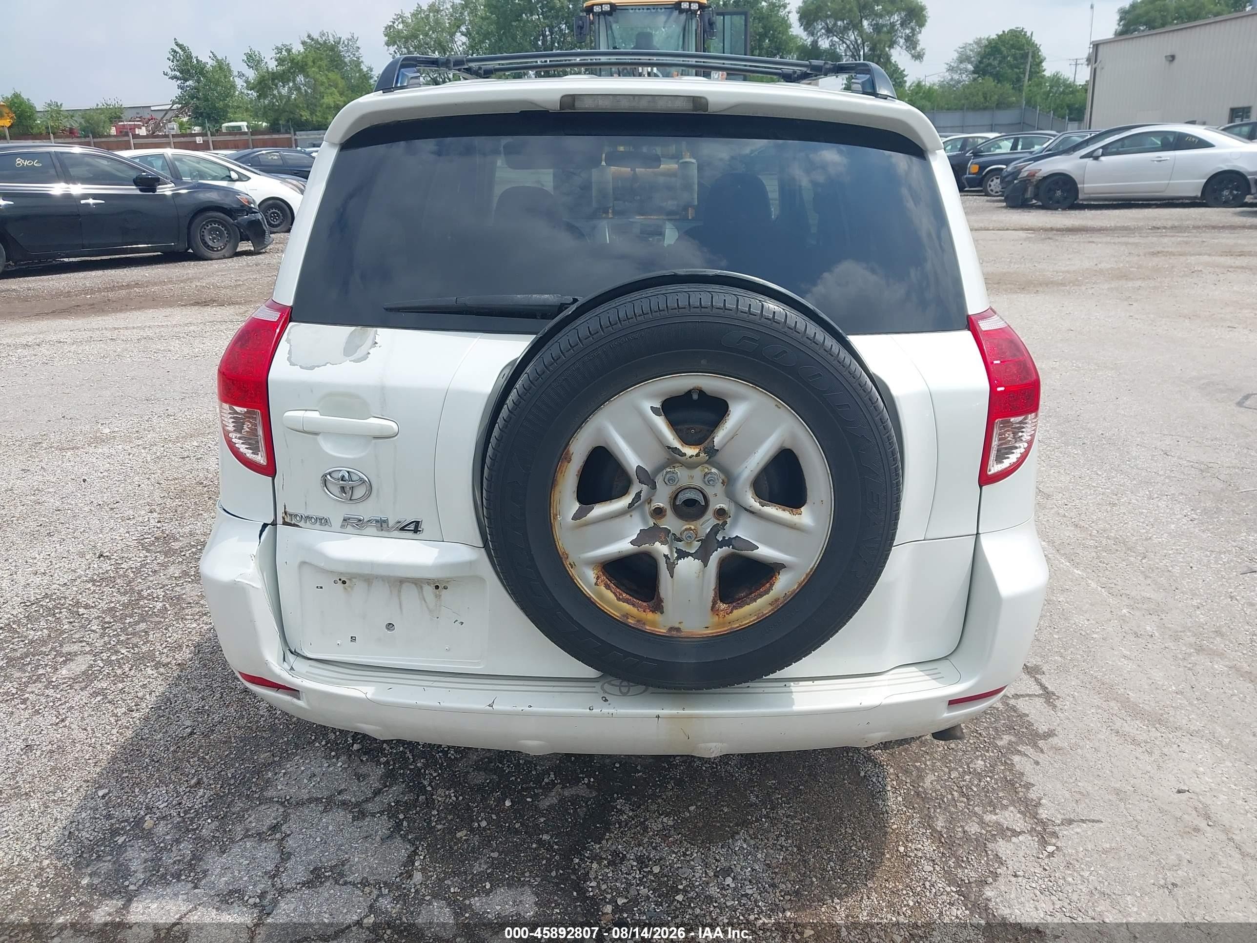 2007 Toyota Rav4 Limited White vin: JTMZD31V775050768