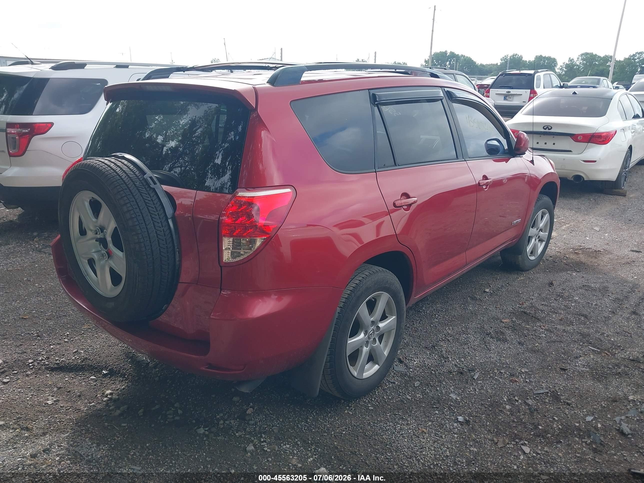 2008 Toyota Rav4 Limited Red vin: JTMZD31V785099695