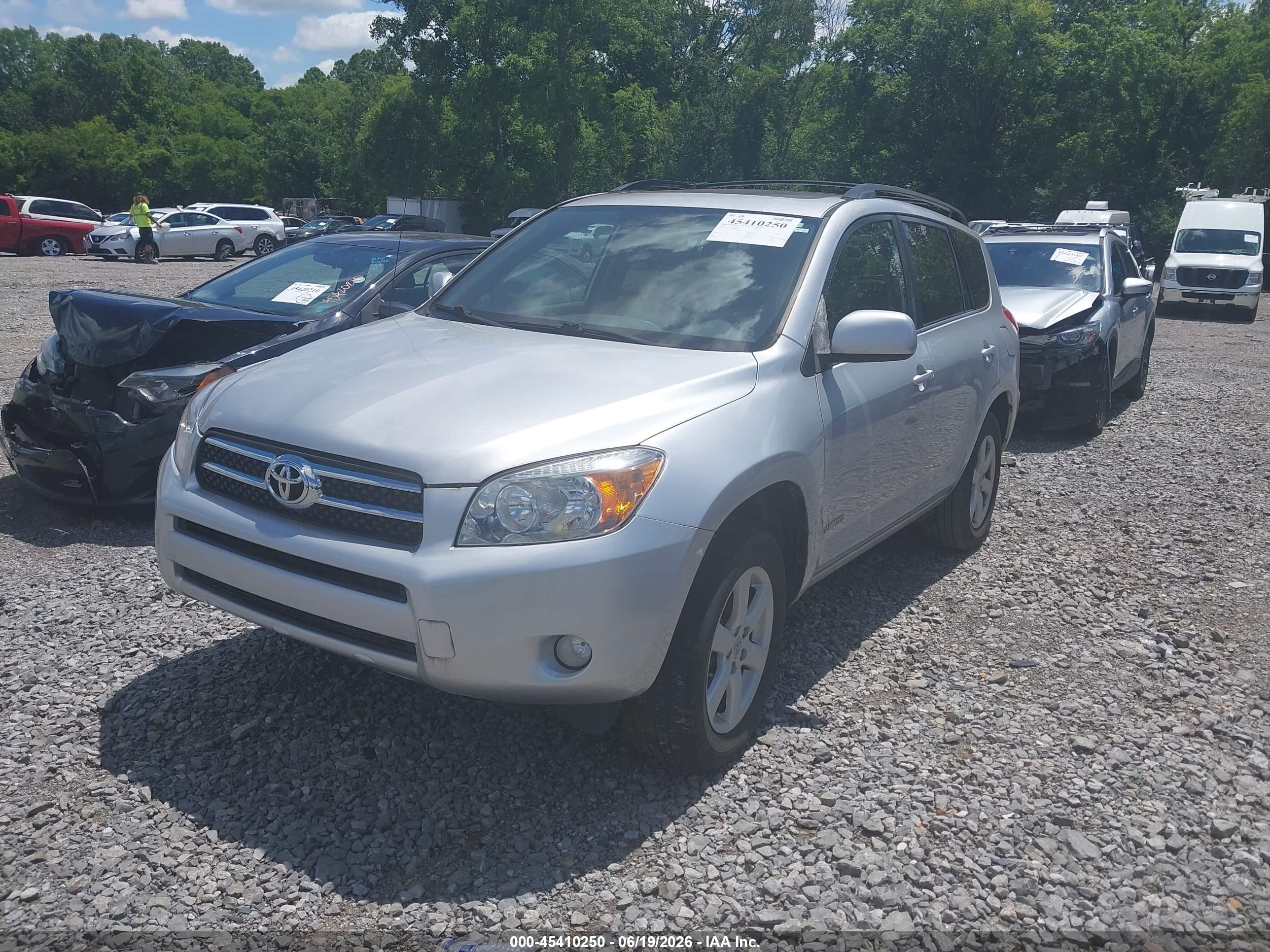 2008 Toyota Rav4 Limited Silver vin: JTMZD31V985086558