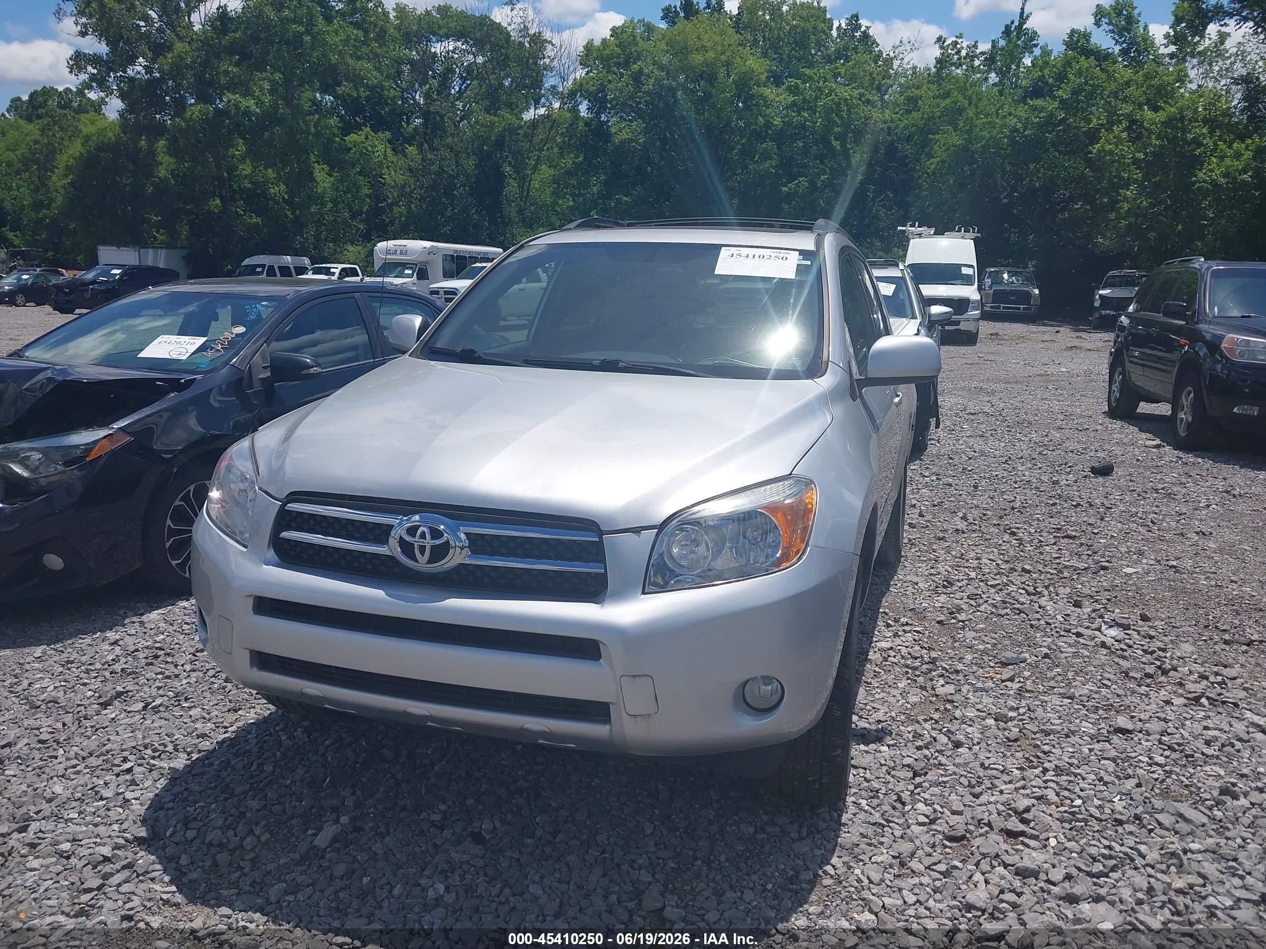 2008 Toyota Rav4 Limited Silver vin: JTMZD31V985086558