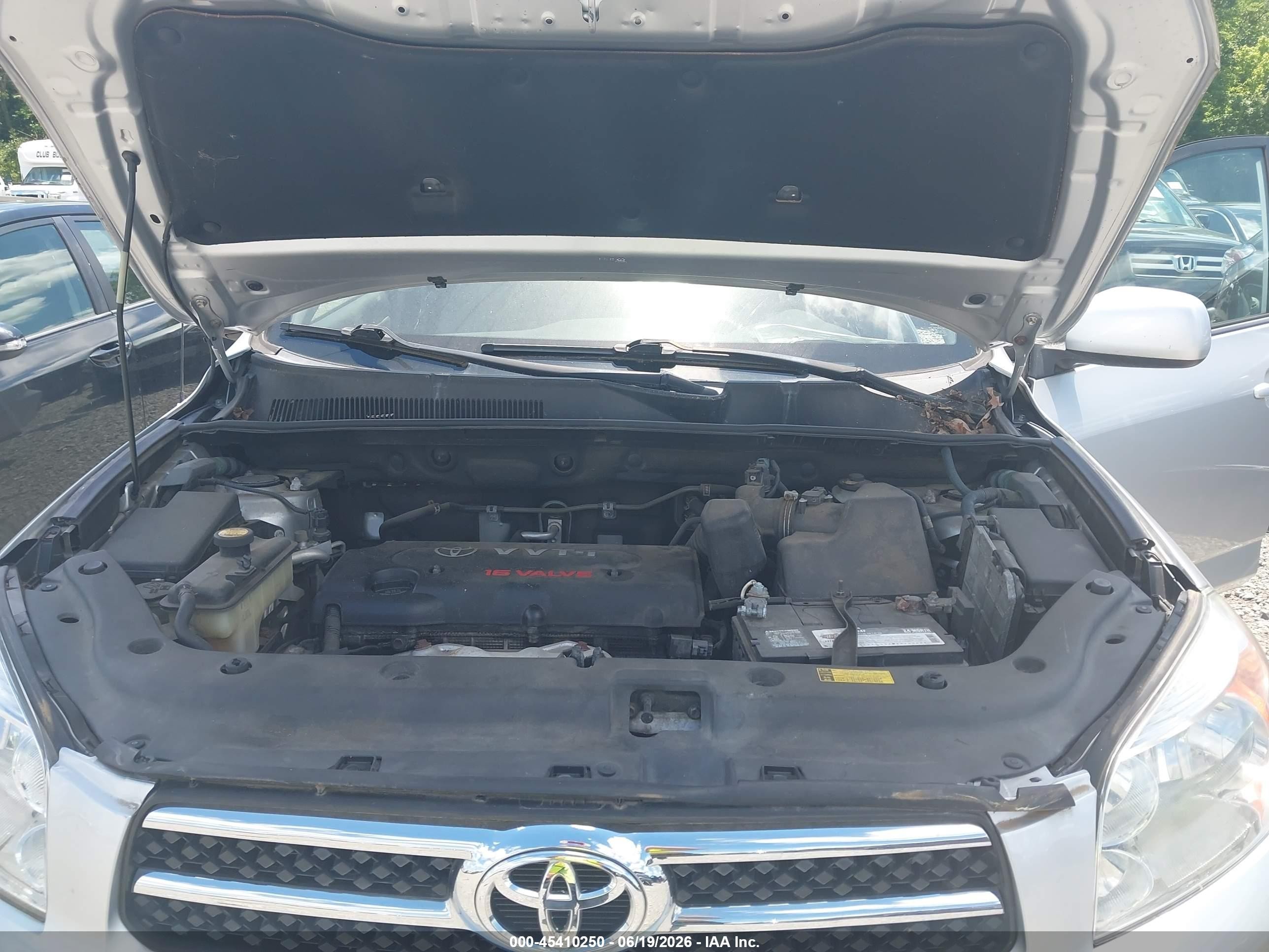 2008 Toyota Rav4 Limited Silver vin: JTMZD31V985086558