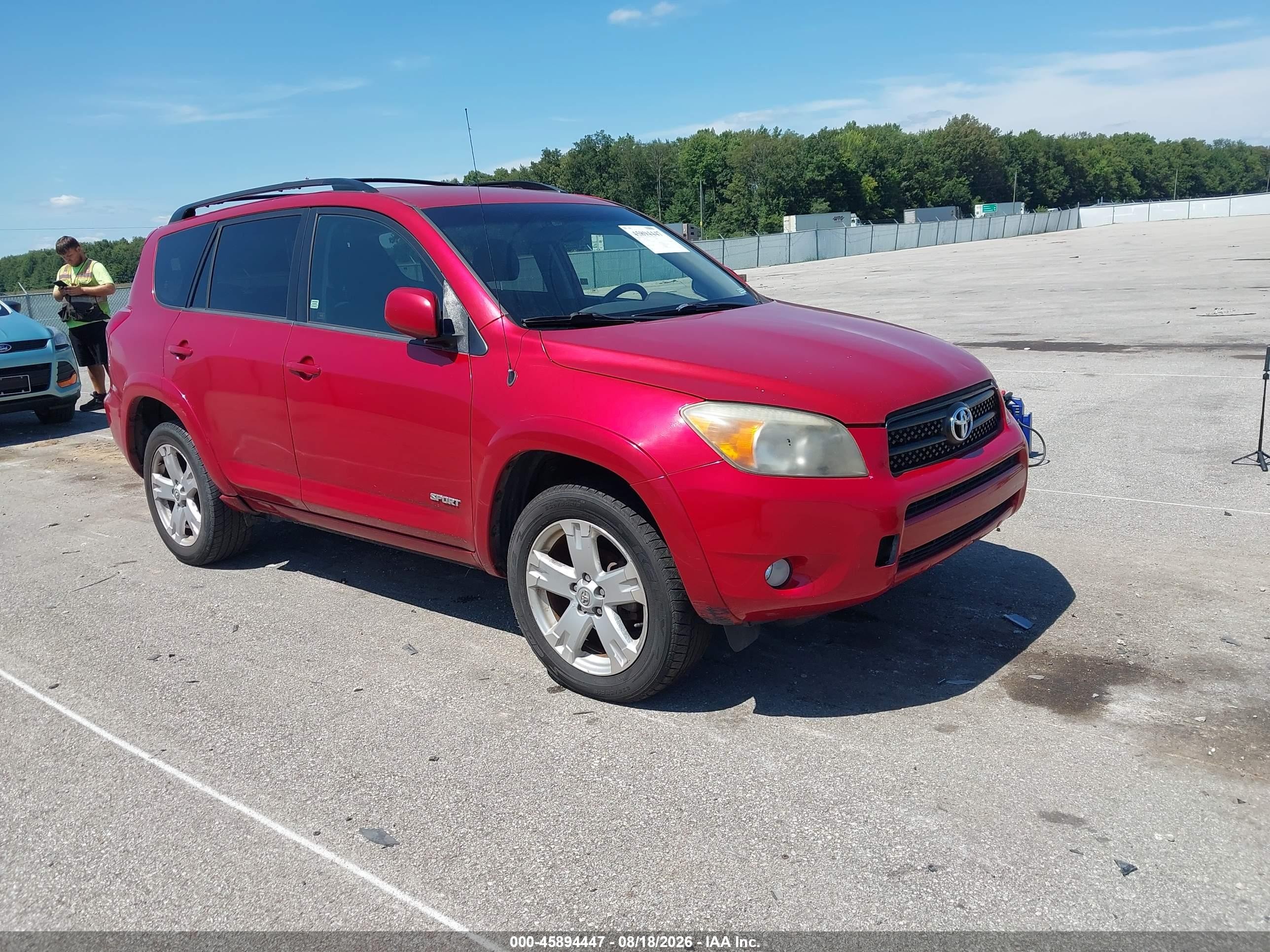 2008 Toyota Rav4 Sport Red vin: JTMZD32V085080338