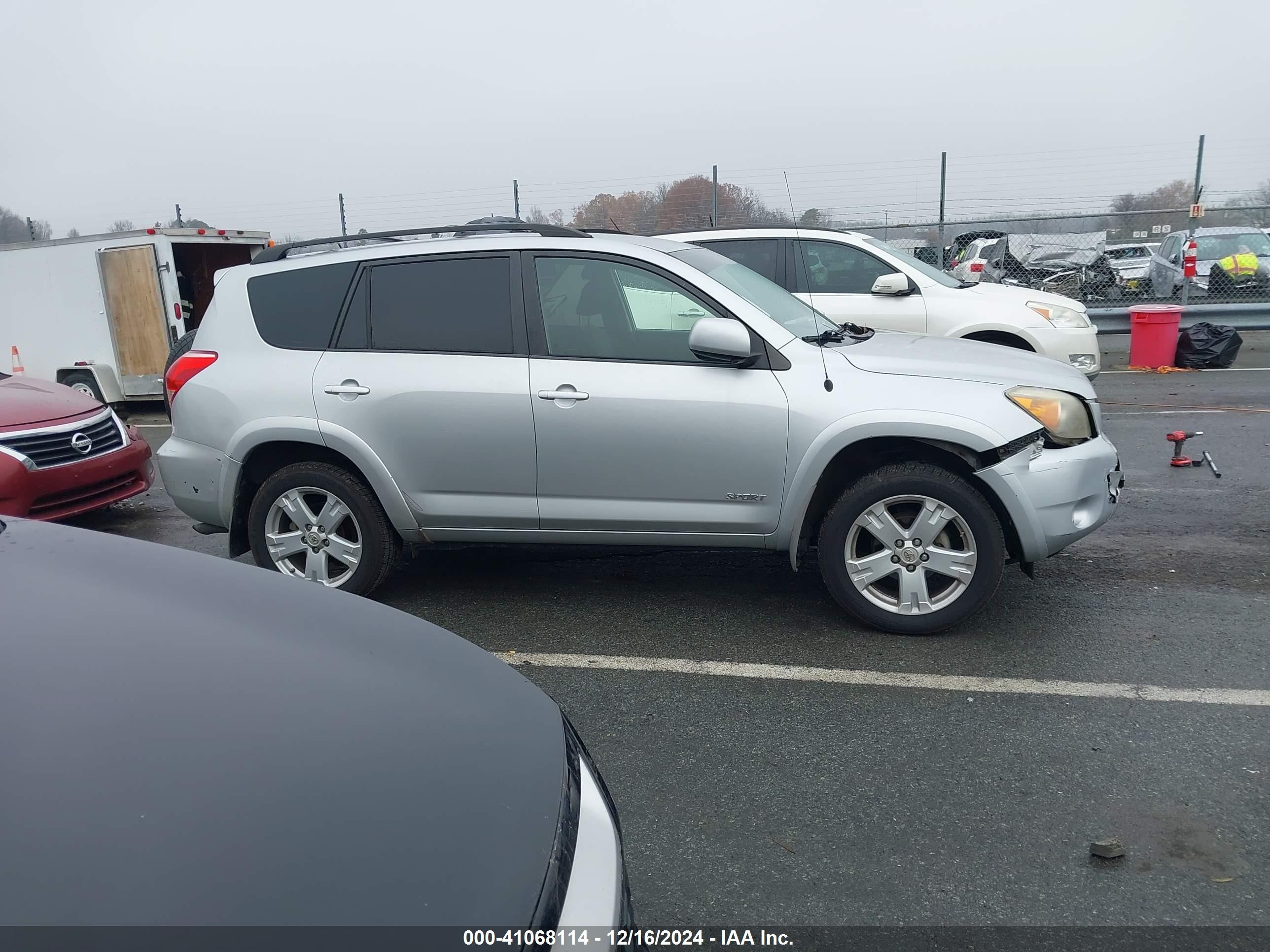 2008 Toyota Rav4 Sport Silver vin: JTMZD32V086071083