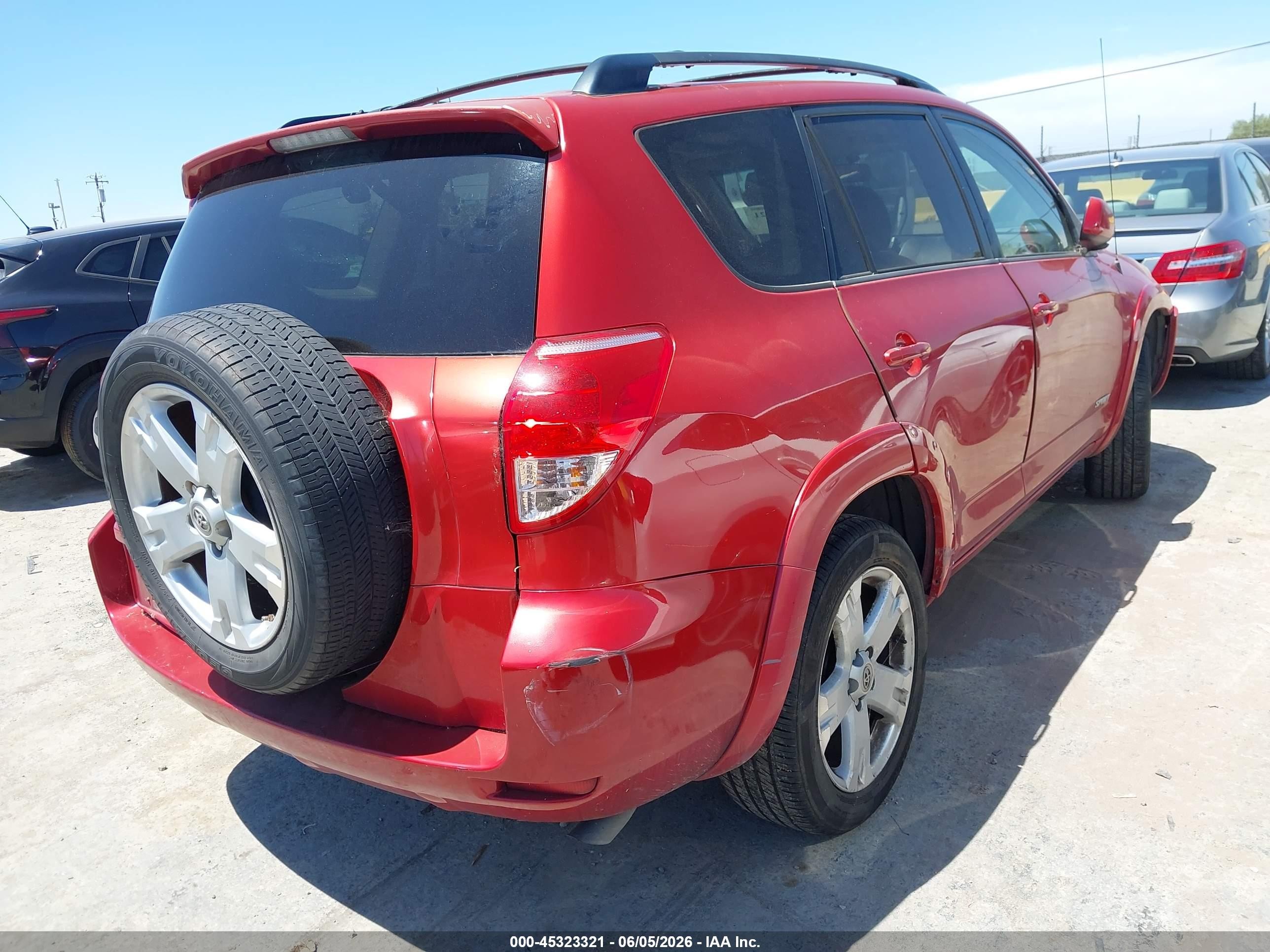 2008 Toyota Rav4 Sport Red vin: JTMZD32V386074673