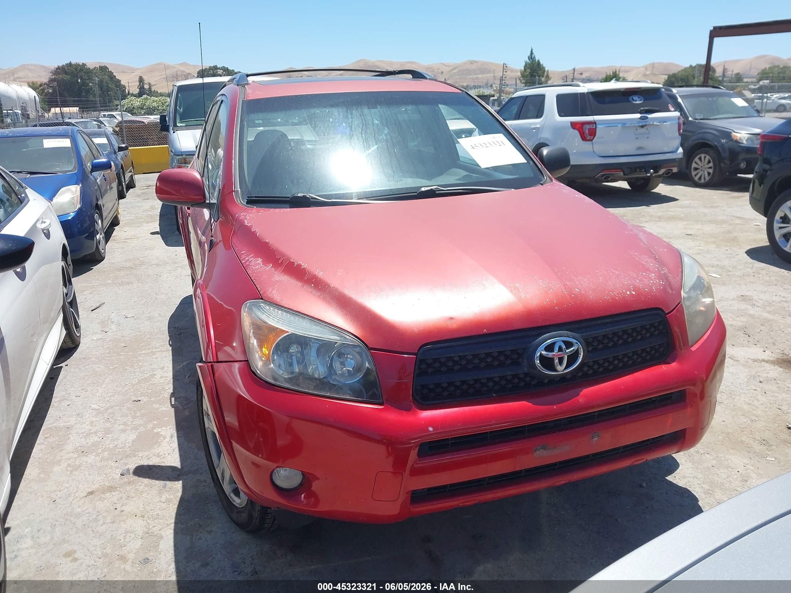 2008 Toyota Rav4 Sport Red vin: JTMZD32V386074673