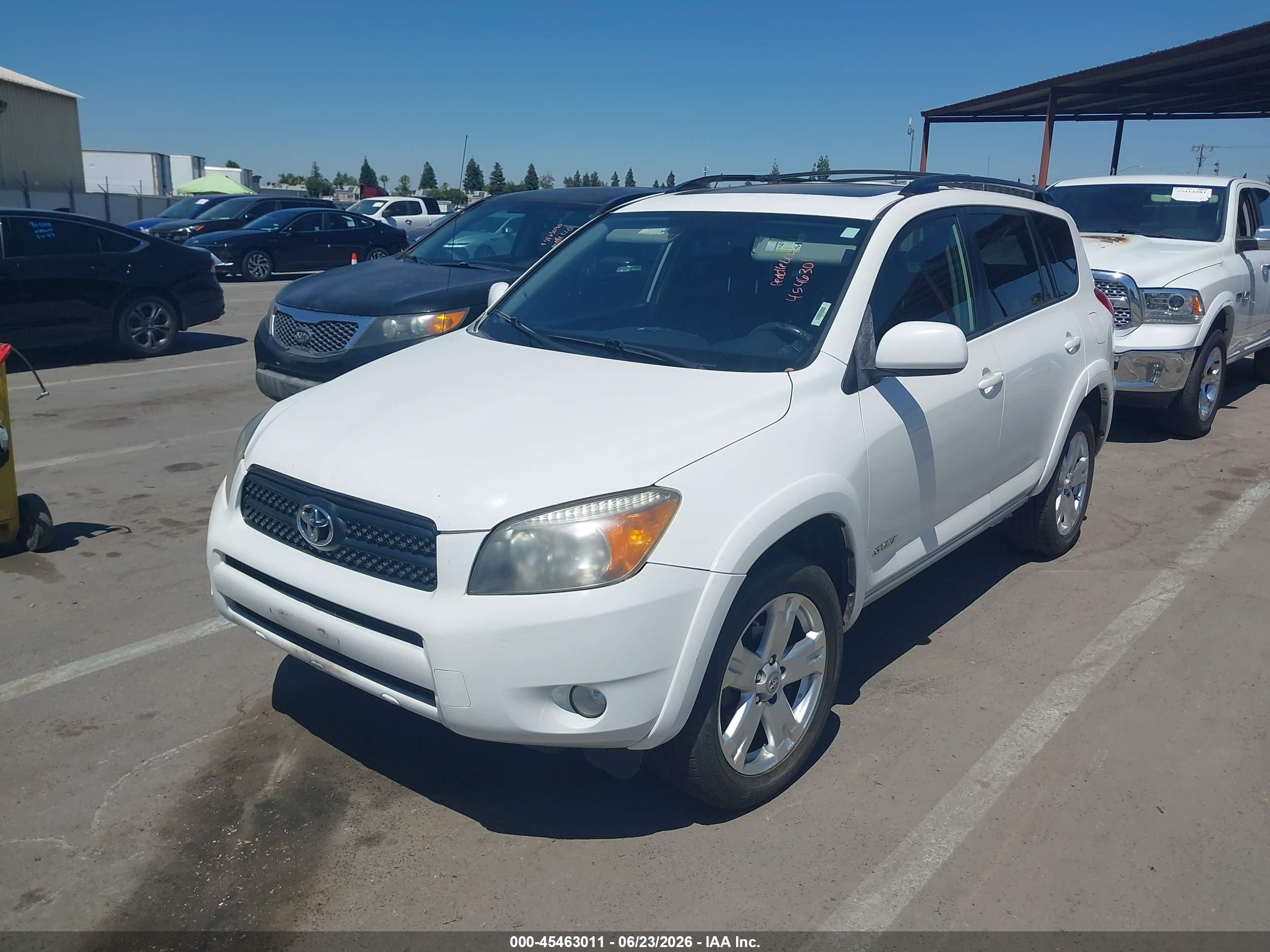 2008 Toyota Rav4 Sport White vin: JTMZD32V585094199