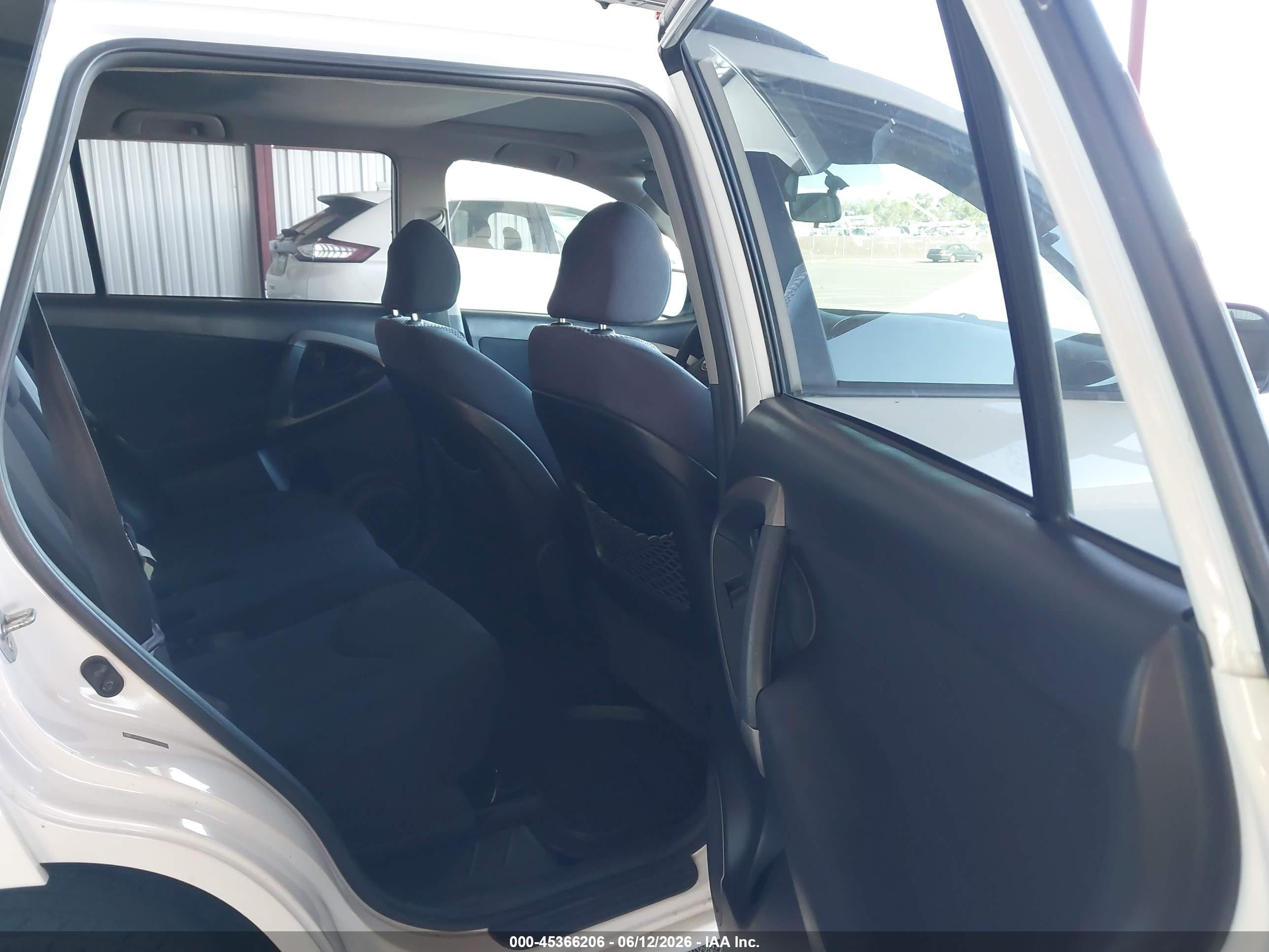 2007 Toyota Rav4 Sport Белый vin: JTMZD32V975073953