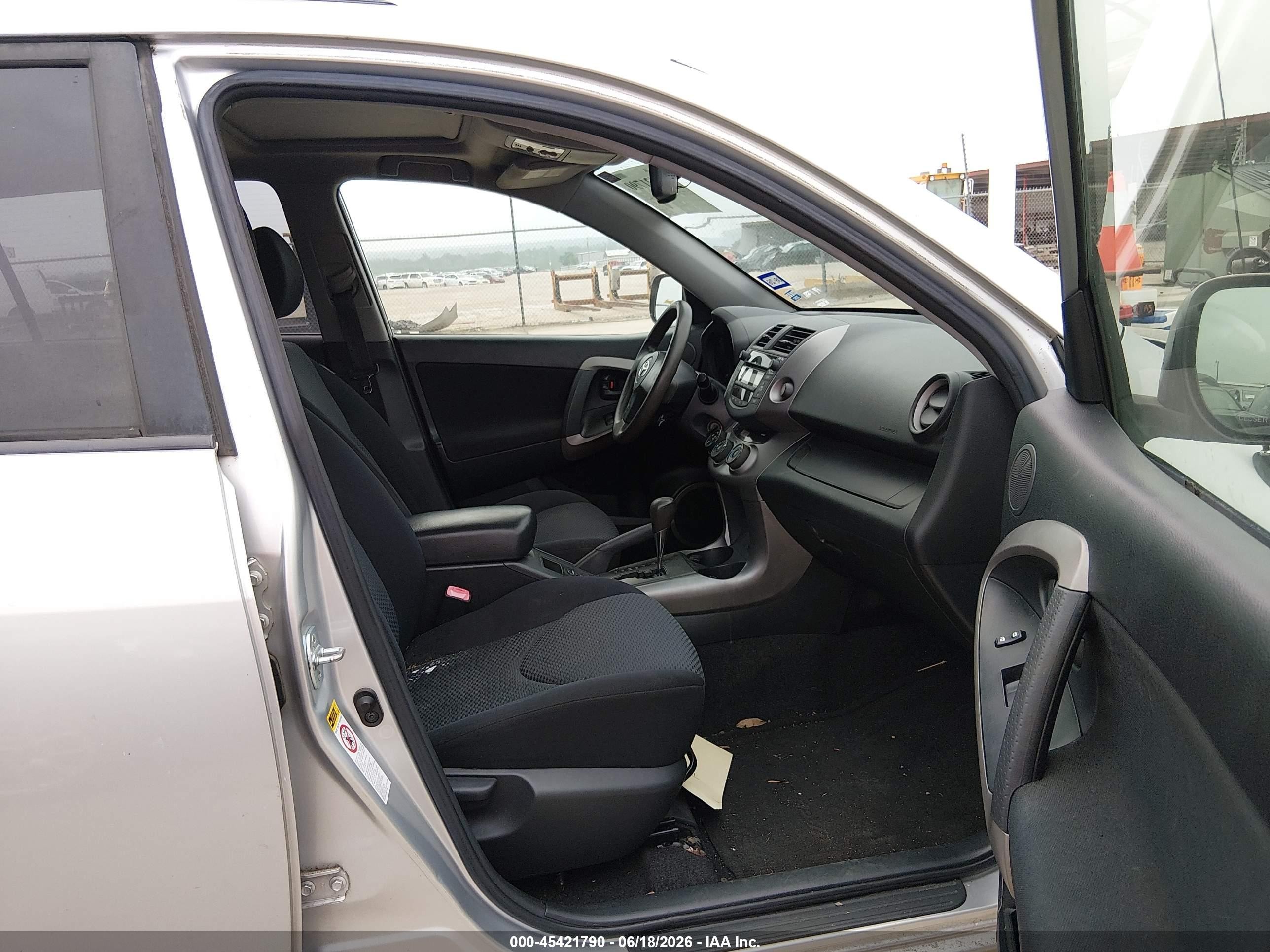2008 Toyota Rav4 Sport Silver vin: JTMZD32V986078176