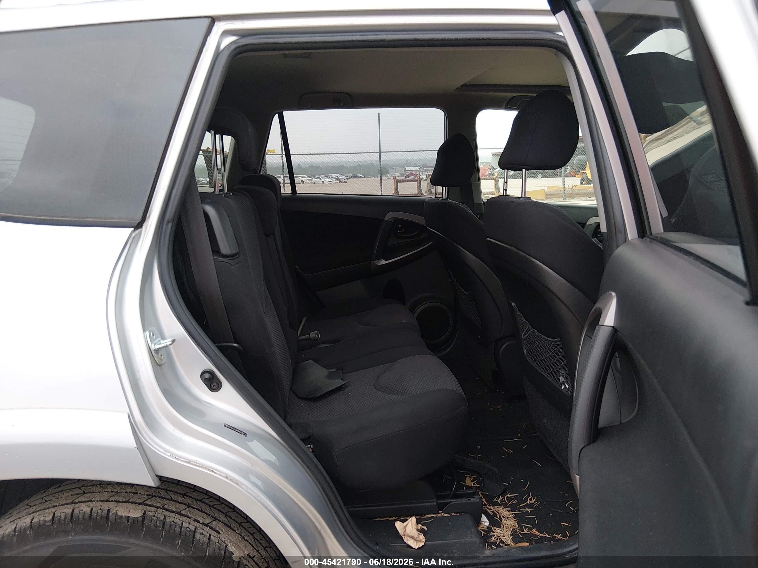 2008 Toyota Rav4 Sport Silver vin: JTMZD32V986078176
