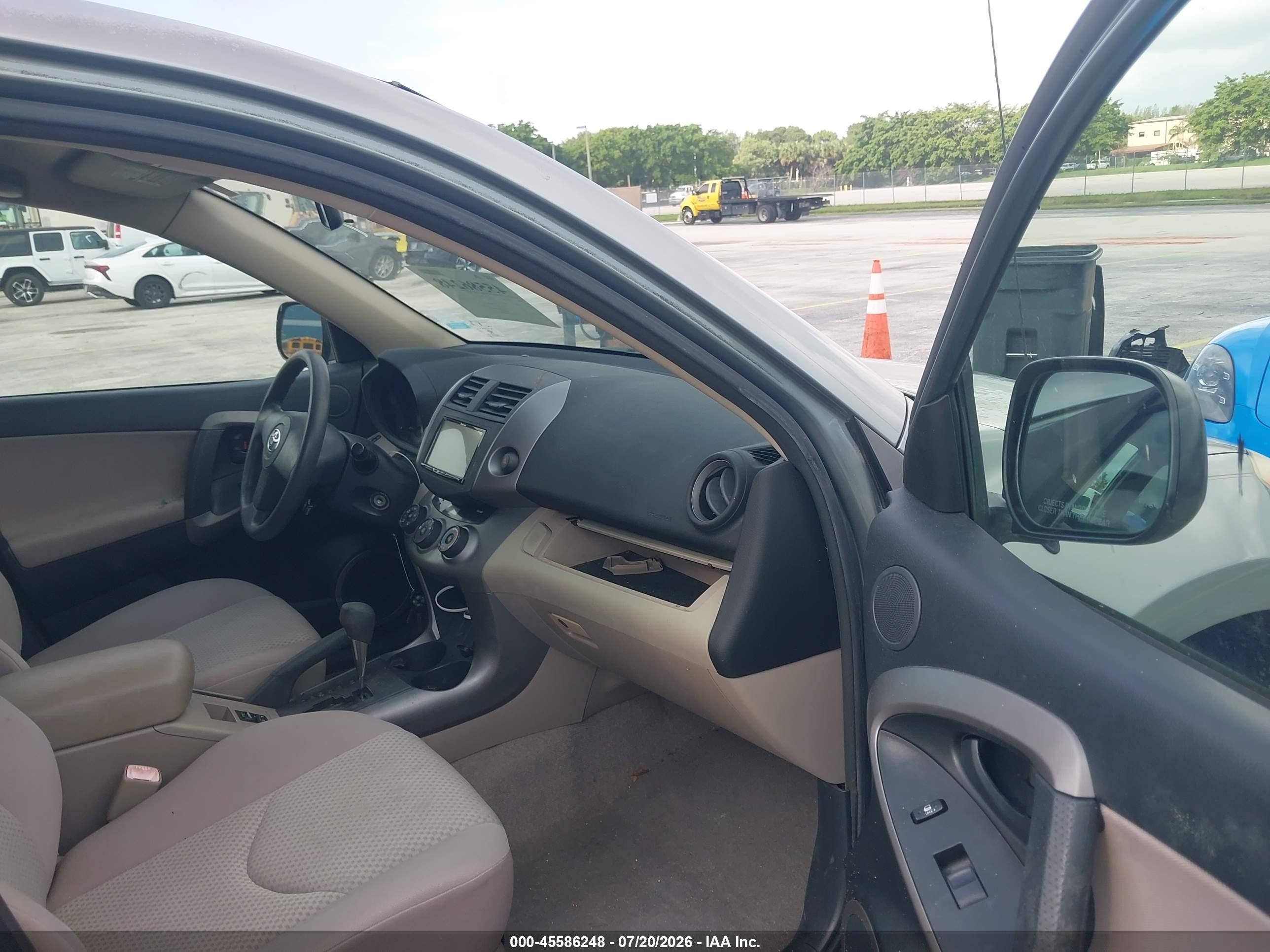 2006 Toyota Rav4   Gray vin: JTMZD33V065010687