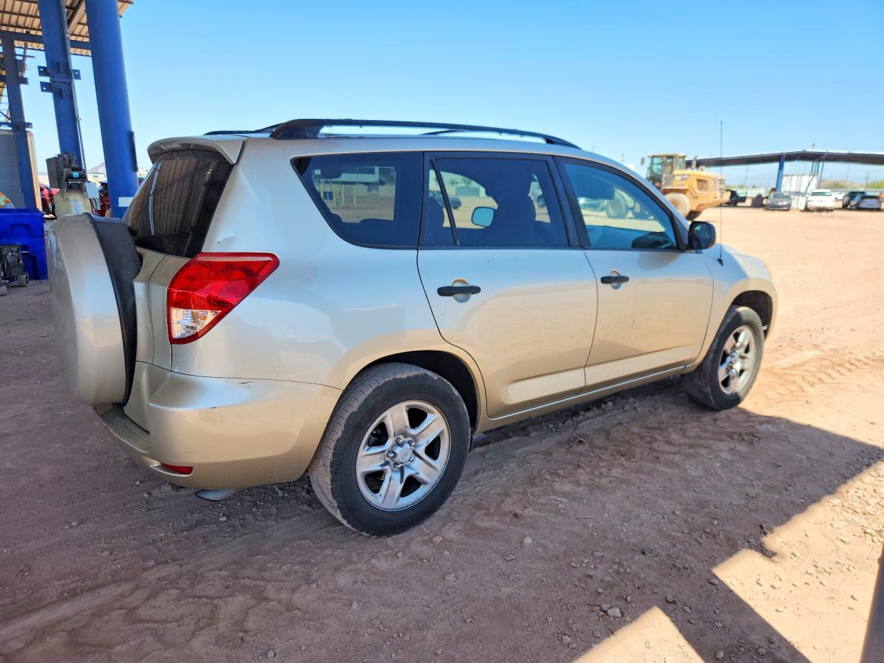 2006 Toyota Rav4 Base Gold vin: JTMZD33V065026498