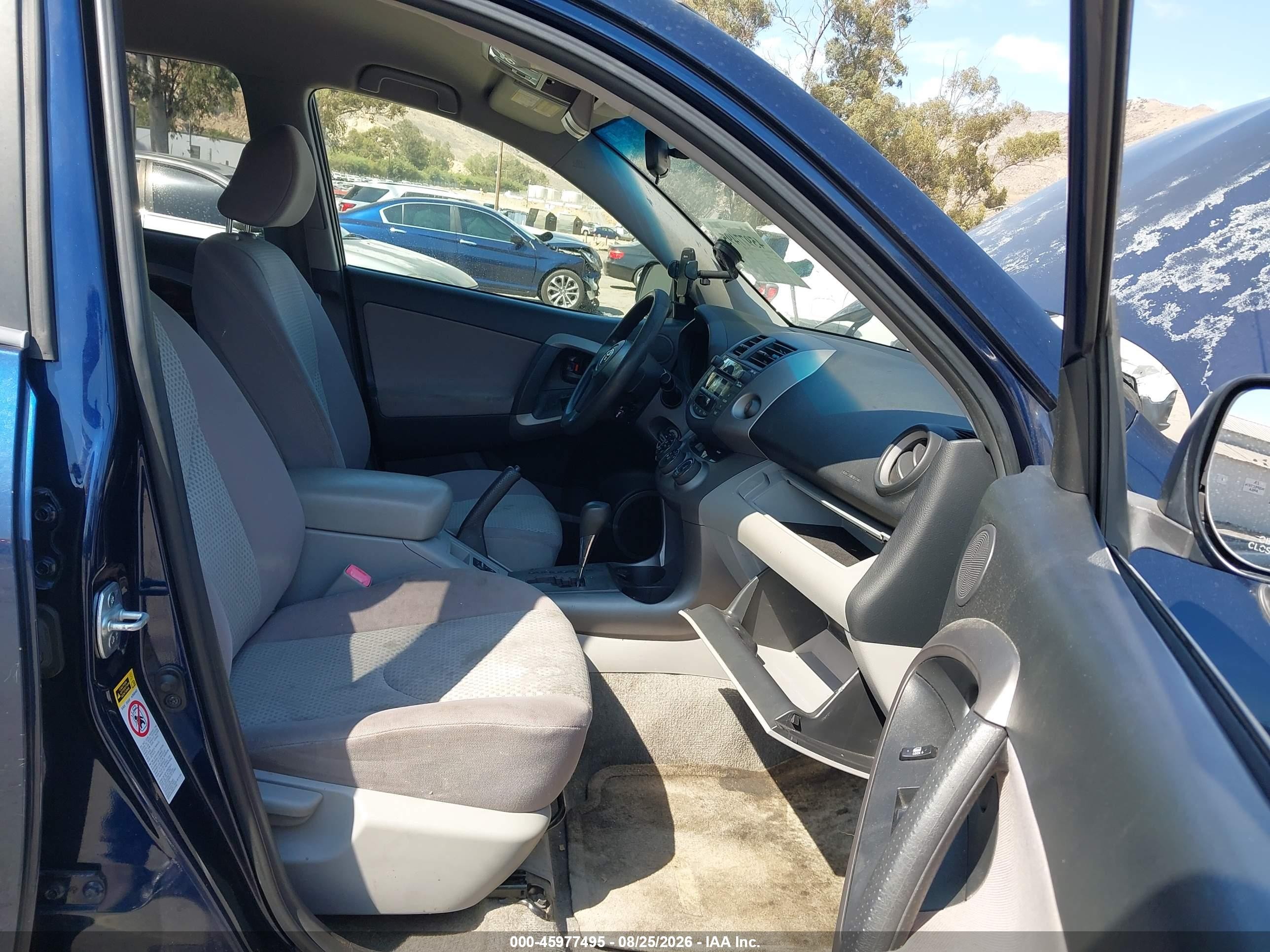 2007 Toyota Rav4   Dark Blue vin: JTMZD33V075038409
