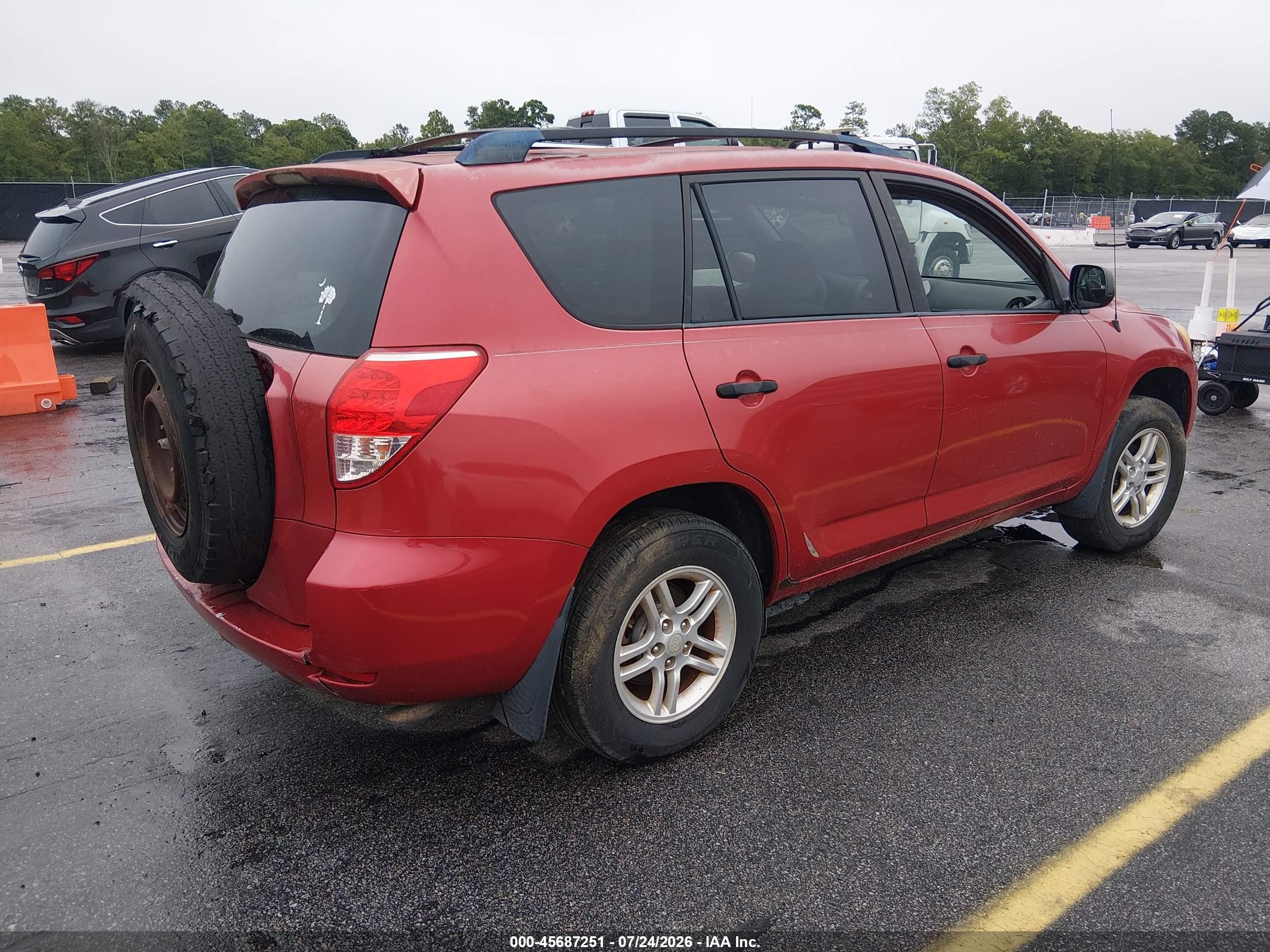 2007 Toyota Rav4   Red vin: JTMZD33V075047367
