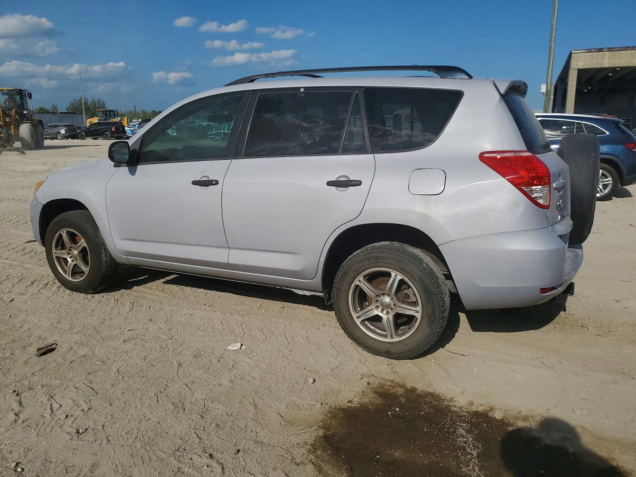 2007 Toyota Rav4 Base Silver vin: JTMZD33V076026545