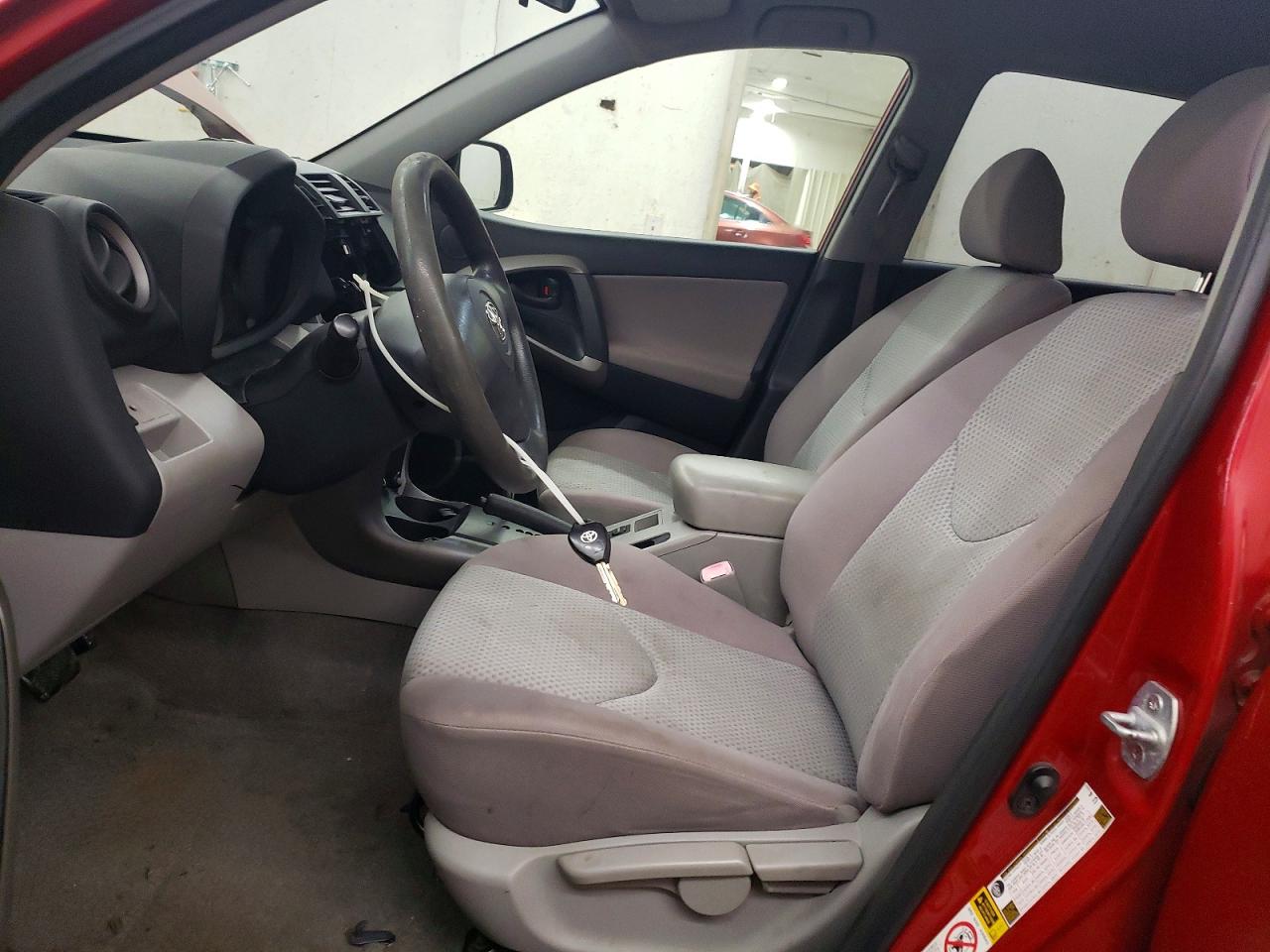 2007 Toyota Rav4 Base Red vin: JTMZD33V076037531
