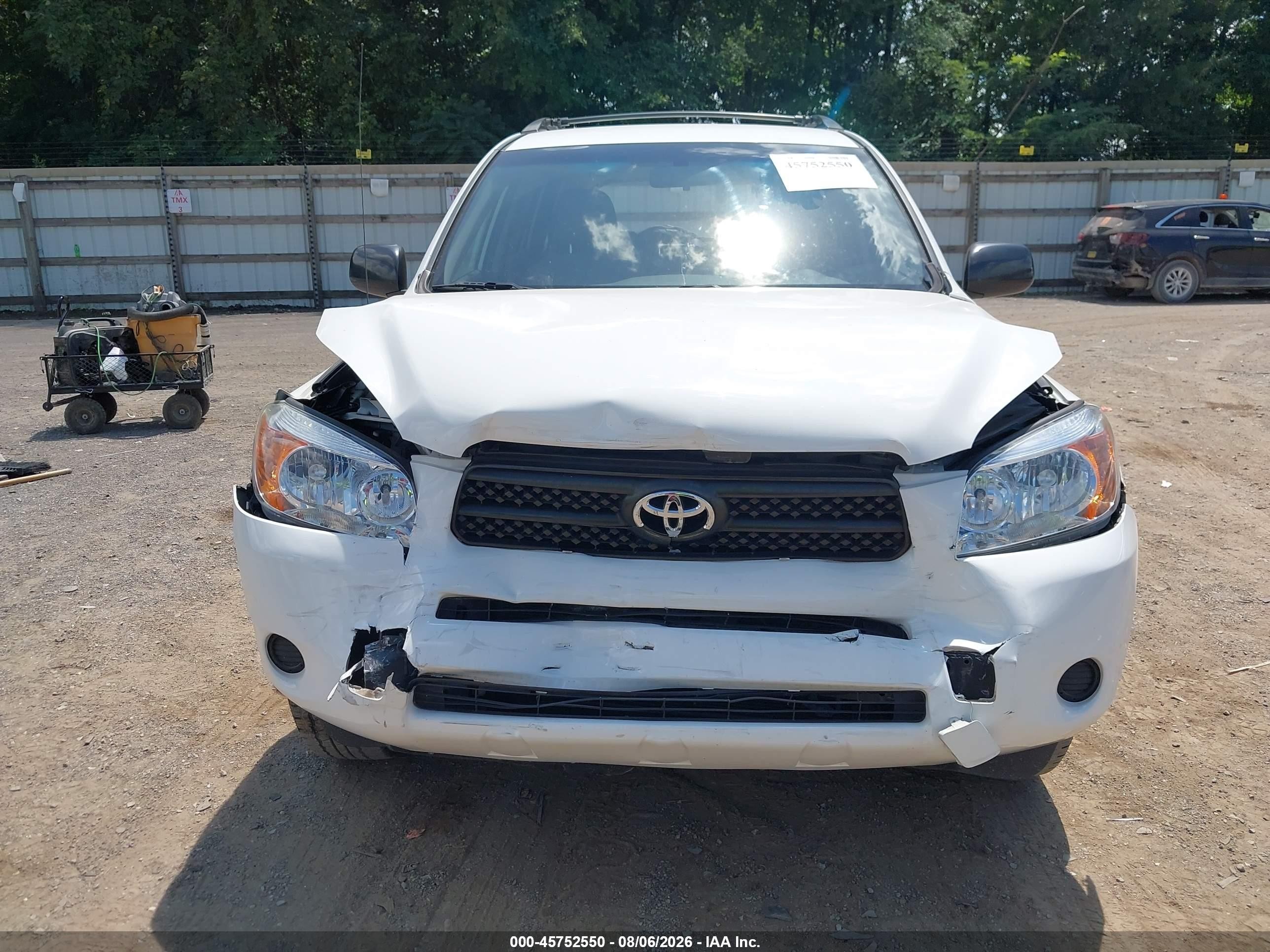 2008 Toyota Rav4   White vin: JTMZD33V085112350