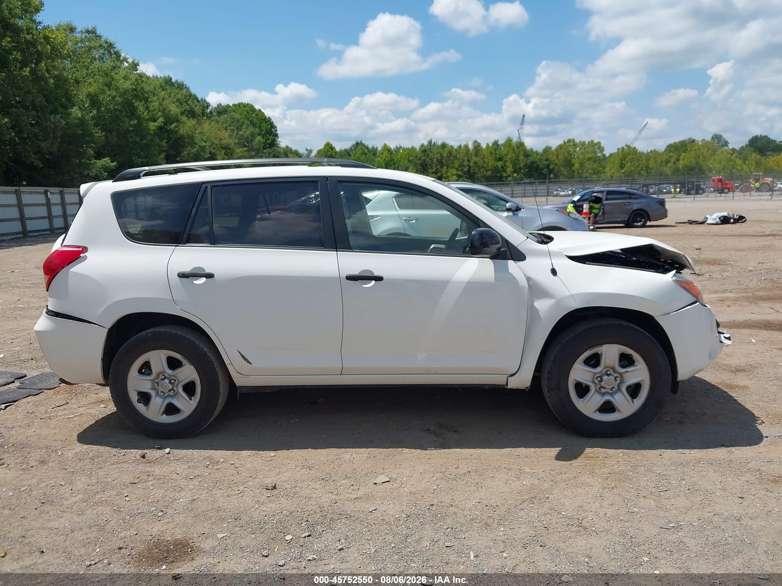 2008 Toyota Rav4   White vin: JTMZD33V085112350