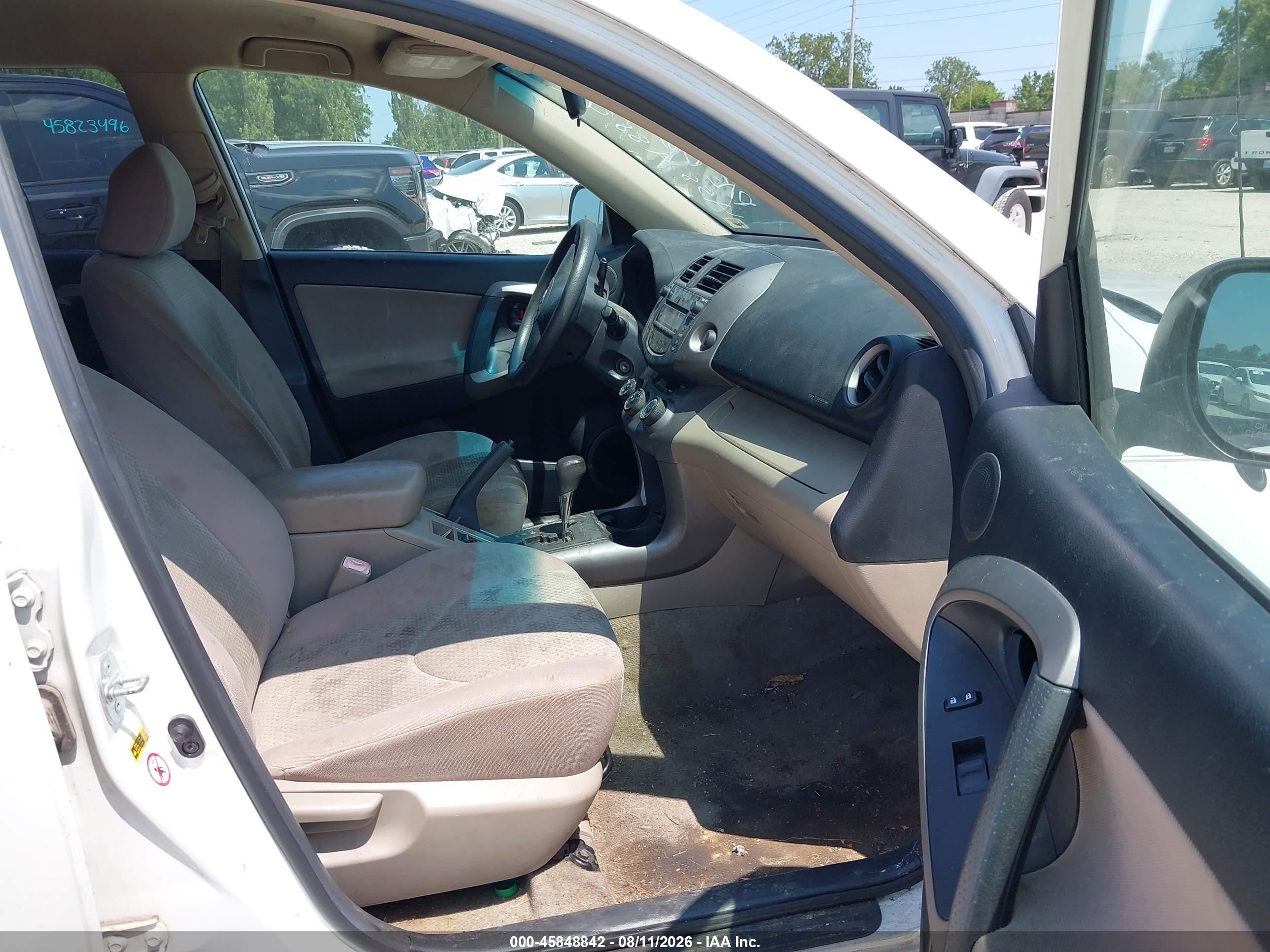 2008 Toyota Rav4   White vin: JTMZD33V086065637
