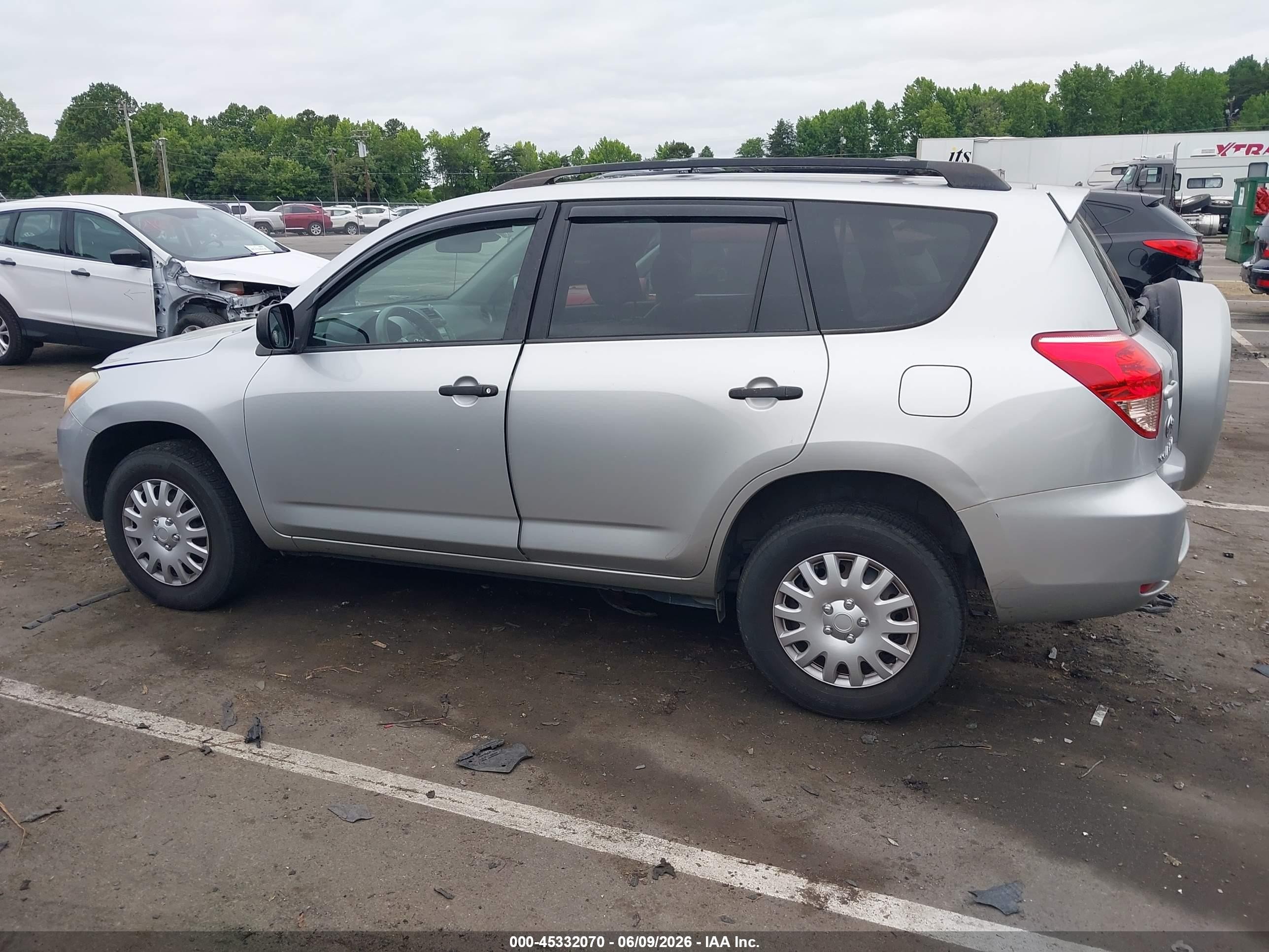 2008 Toyota Rav4   Gray vin: JTMZD33V086078596