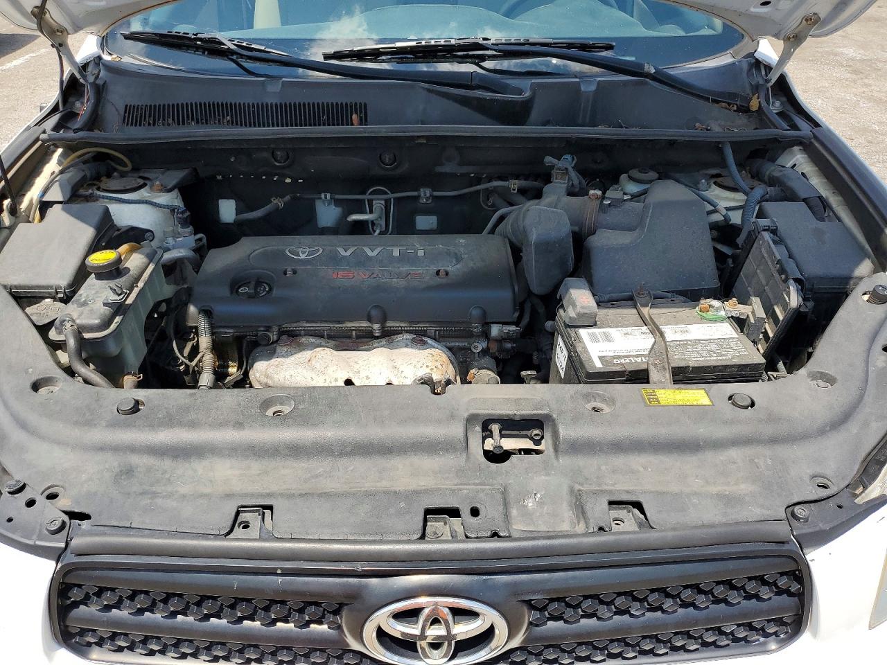 2006 Toyota Rav4 Base White vin: JTMZD33V165002615