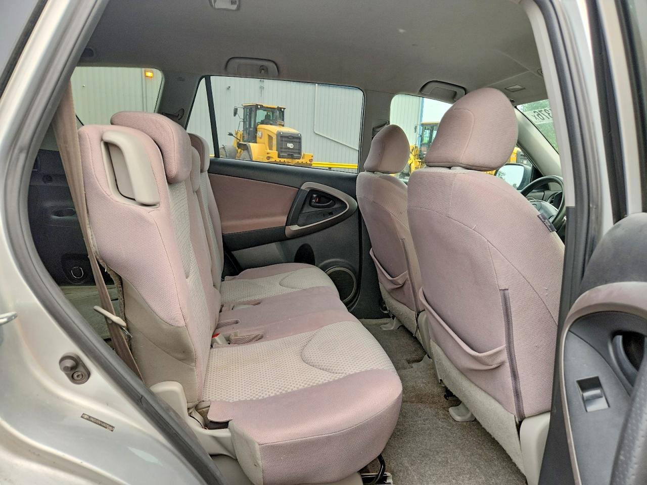 2006 Toyota Rav4 Base Silver vin: JTMZD33V165030463