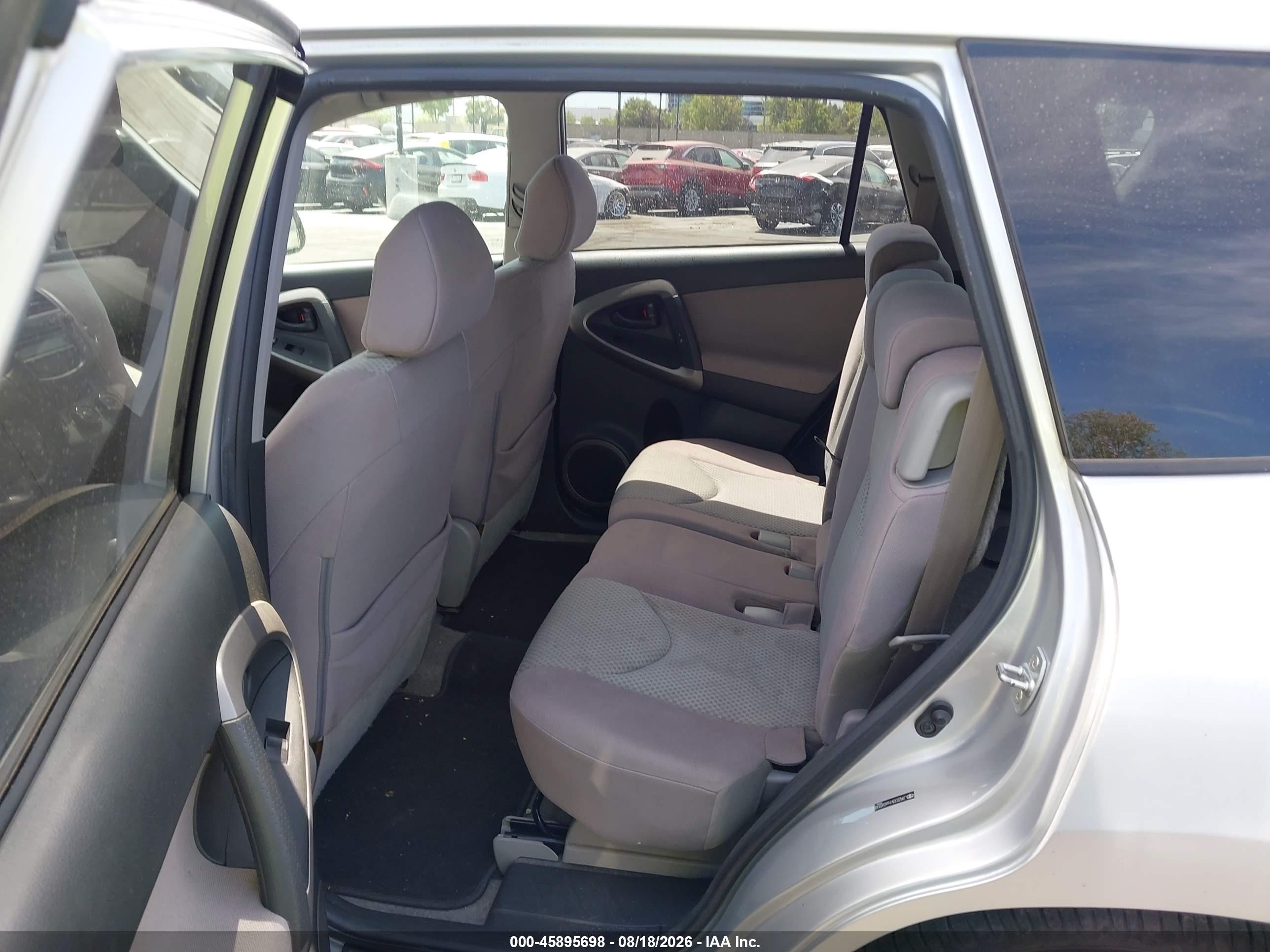 2006 Toyota Rav4   Silver vin: JTMZD33V166003113