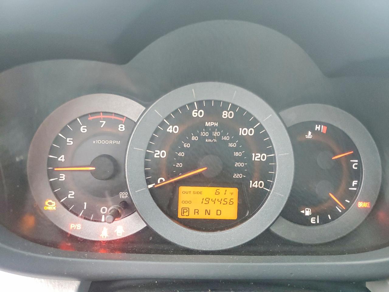 2006 Toyota Rav4 Base Red vin: JTMZD33V166019148