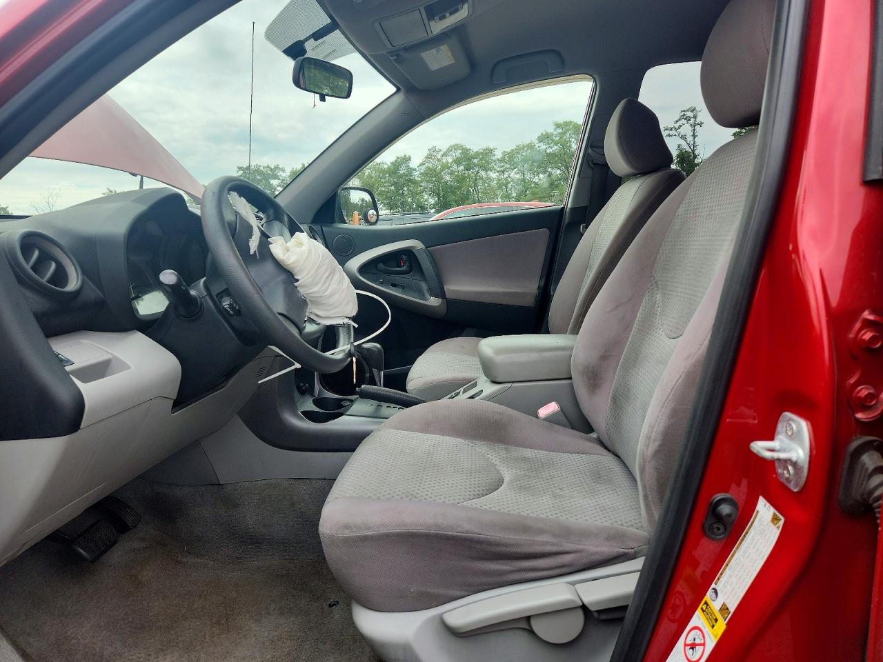 2007 Toyota Rav4 Base Red vin: JTMZD33V175046678