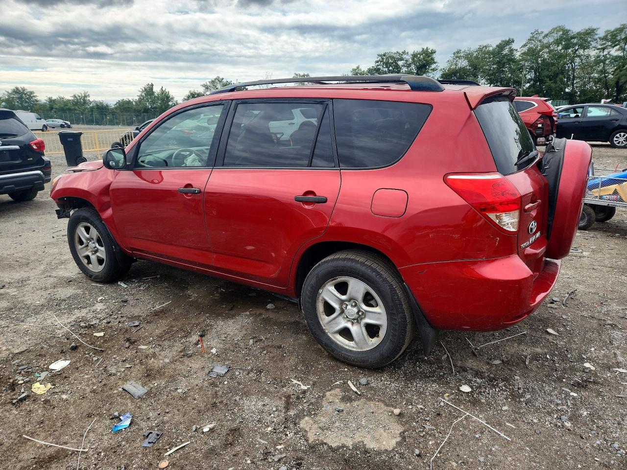 2007 Toyota Rav4 Base Red vin: JTMZD33V175046678