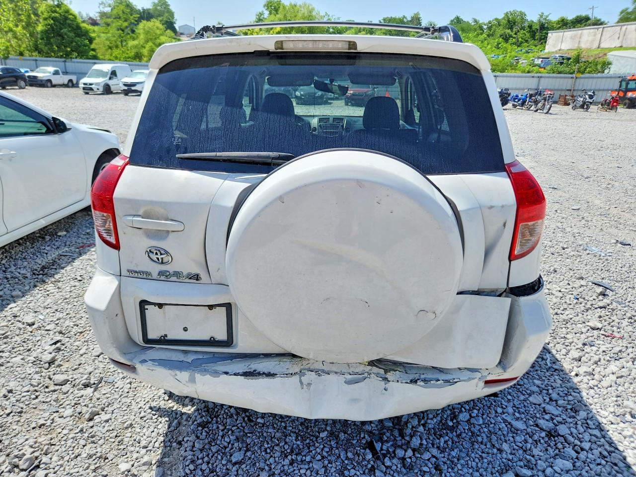 2007 Toyota Rav4 Base White vin: JTMZD33V175055932