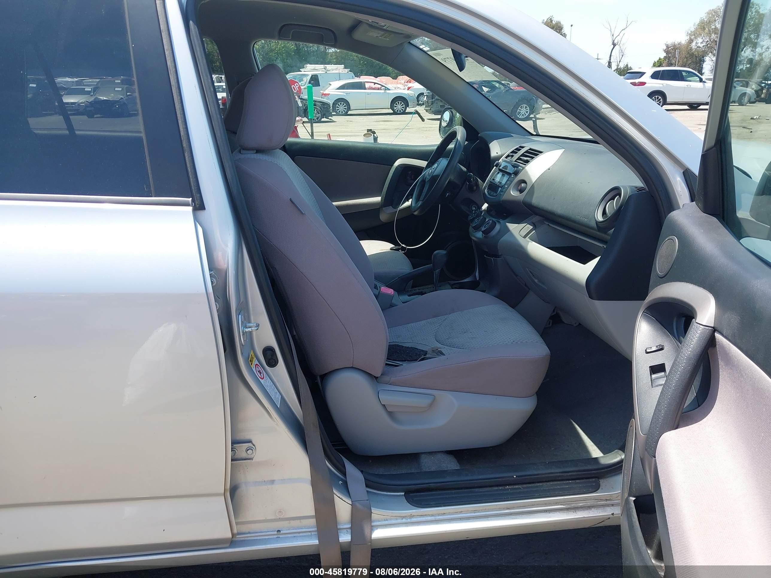 2007 Toyota Rav4   Silver vin: JTMZD33V176036890